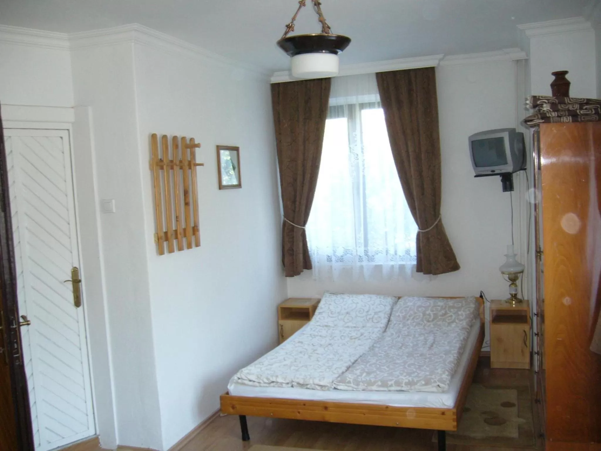 Photo of the whole room, Bed in Csaki Vendeghaz