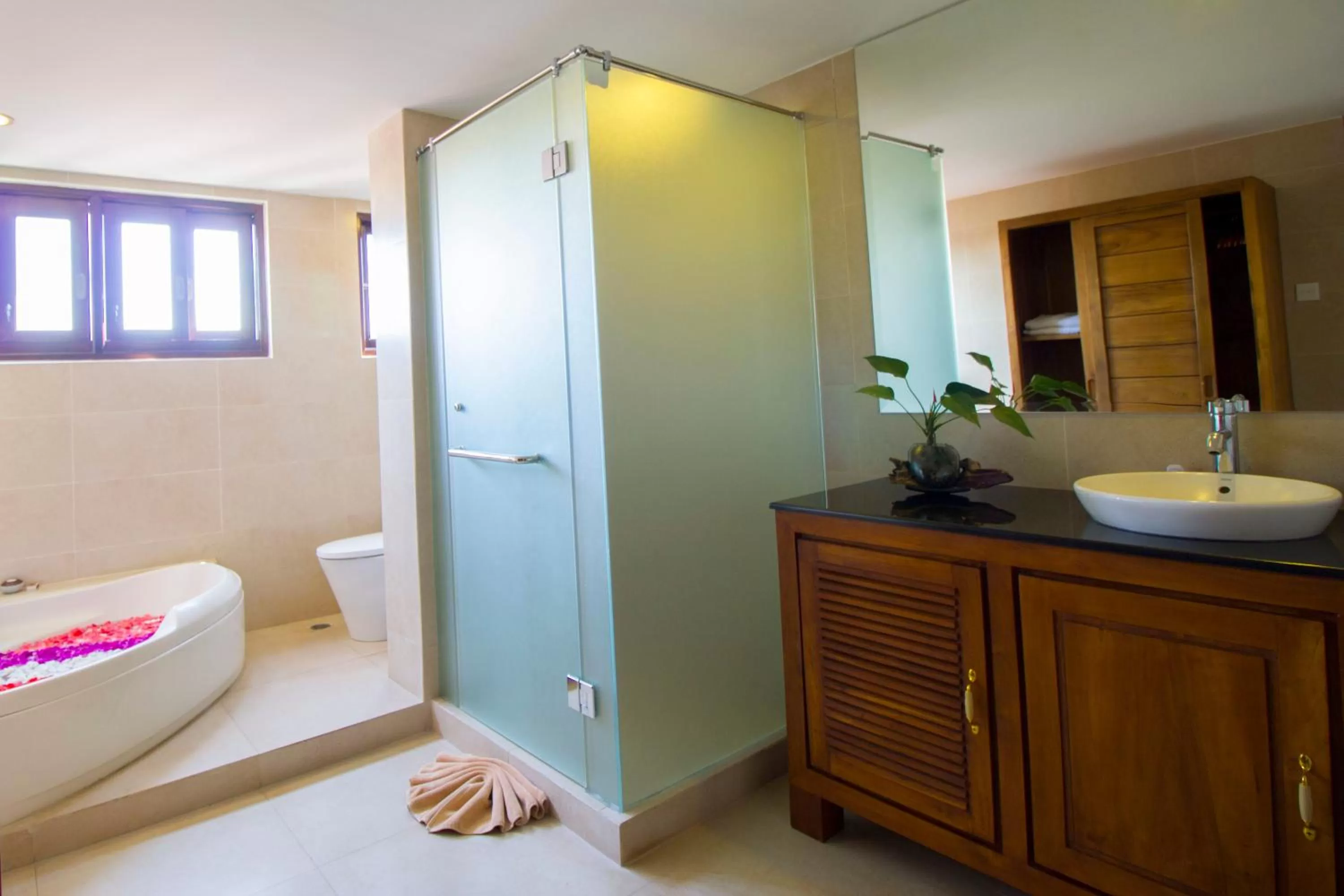 Bathroom in Ubud Aura Retreat