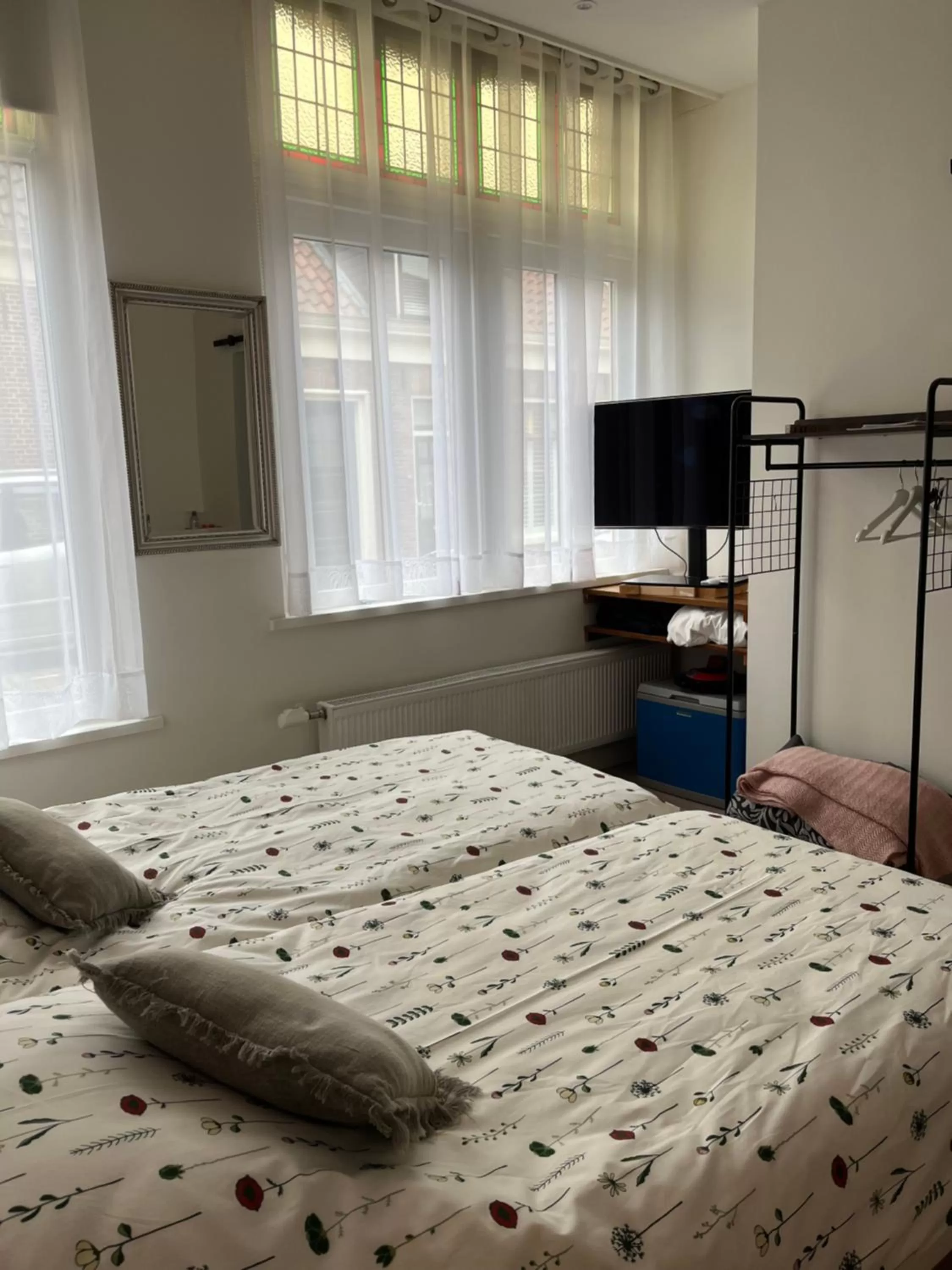 Bedroom, Bed in Lekkerwegbijleeuwen, 1 minuut naar hartje centrum