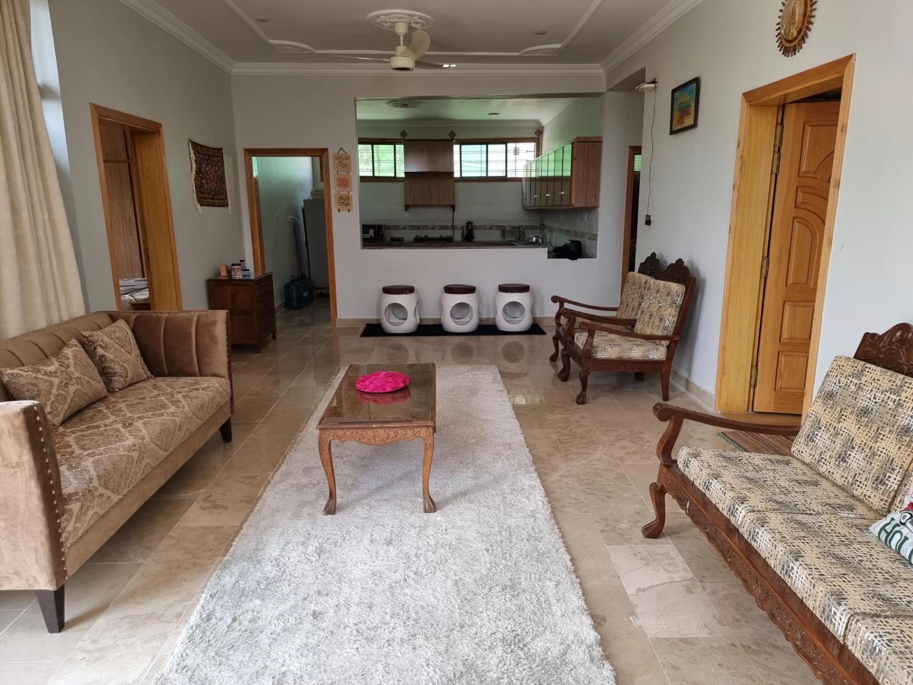 Living room, Seating Area in Srinagar Homes