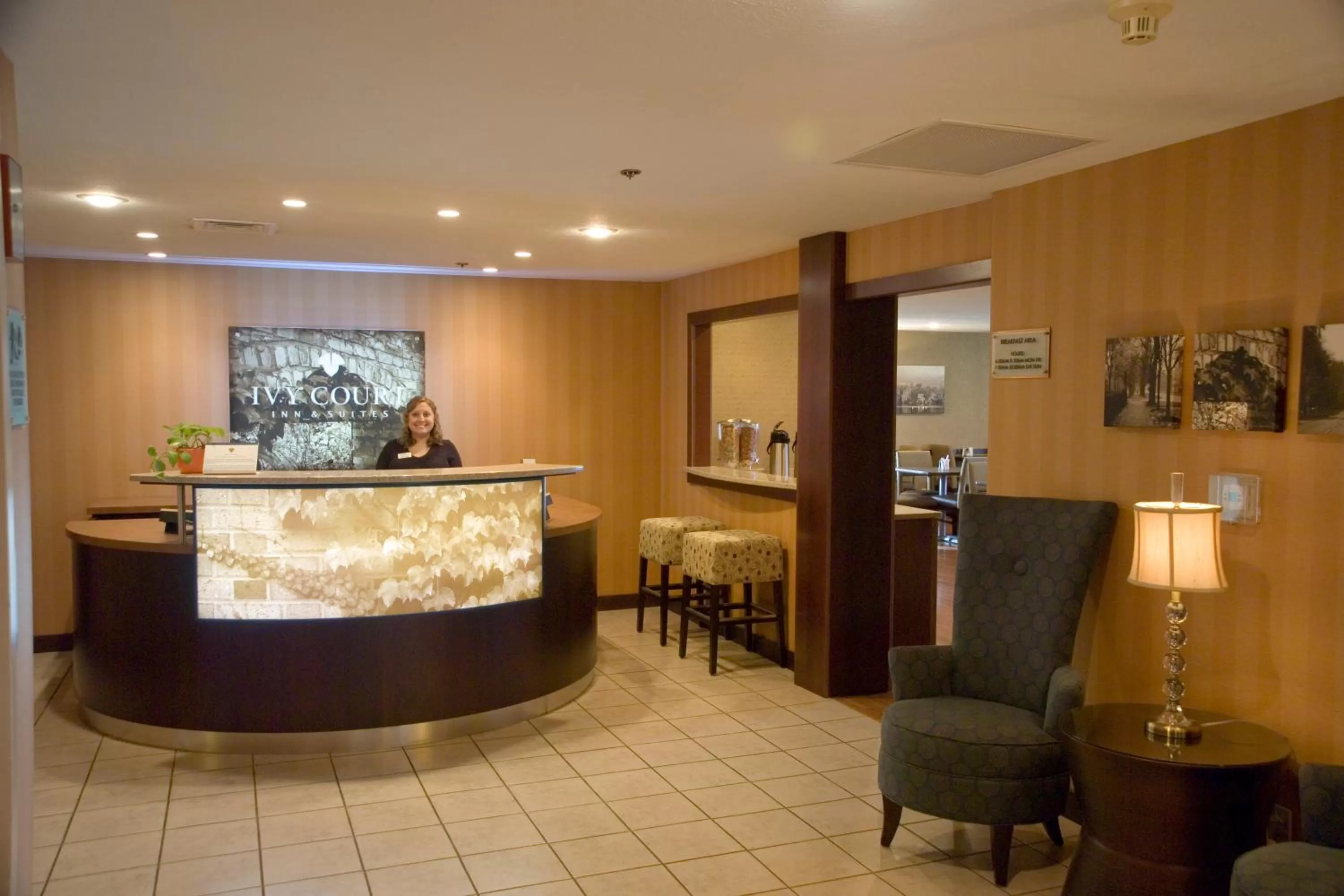 Lobby or reception in Ivy Court Inn and Suites