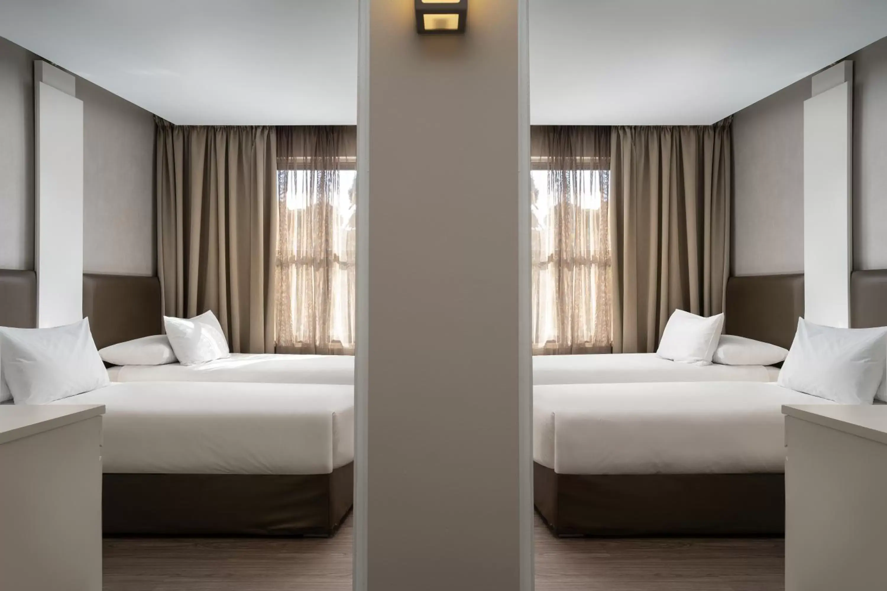 2 Bedroom, Bedroom 1: 2 Twin/Single Bed(s), Bedroom 2: 2 Twin/Single Bed(s) in Protea Hotel by Marriott Cape Town Waterfront Breakwater Lodge 2 Bedroom, Bedroom 1: 2 Twin/Single Bed(s), Bedroom 2: 2 Twin/Single Bed(s) in Protea Hotel by Marriott Cape Town Waterfront Breakwater Lodge