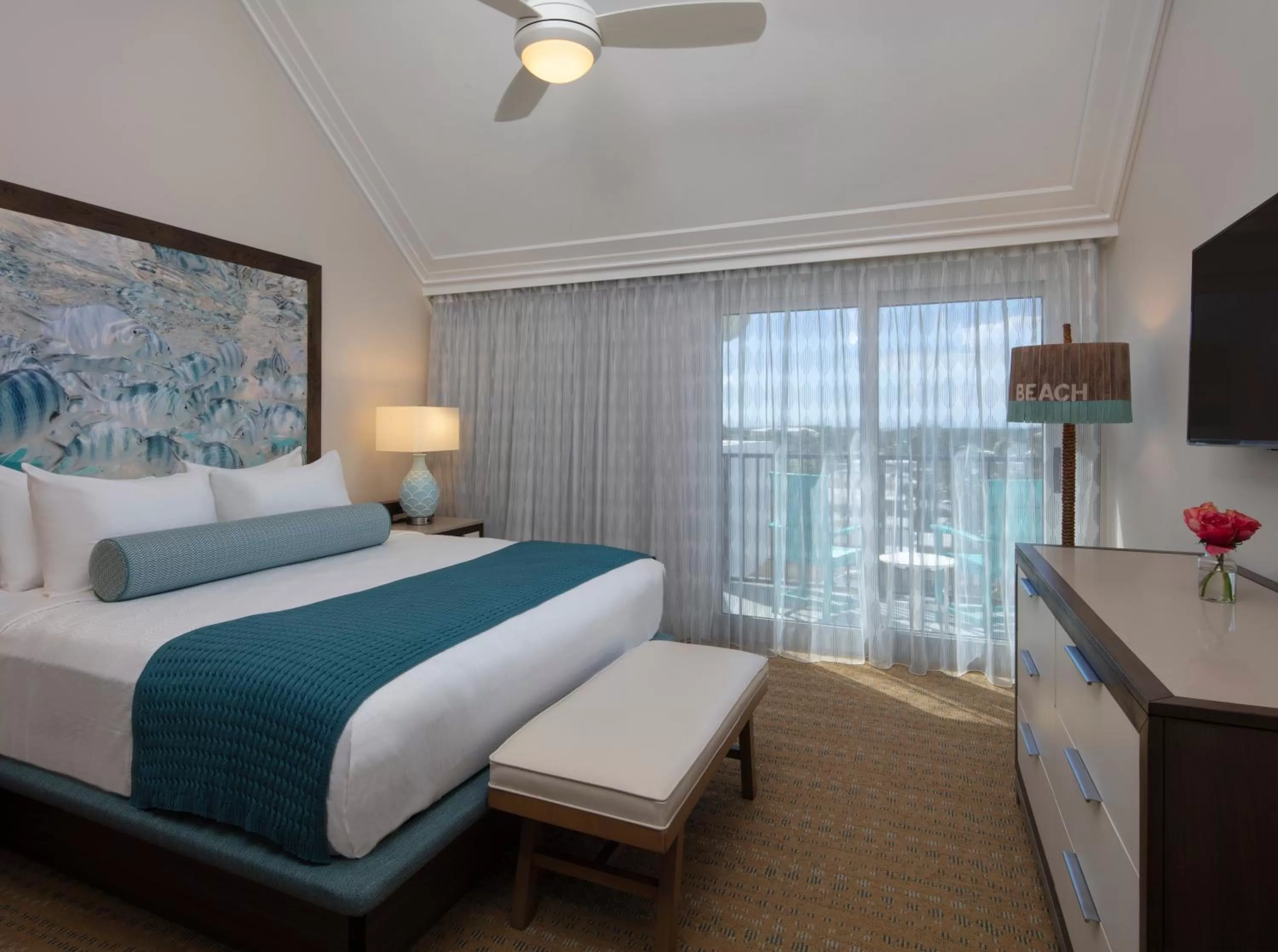 Bedroom, Bed in The Laureate Key West