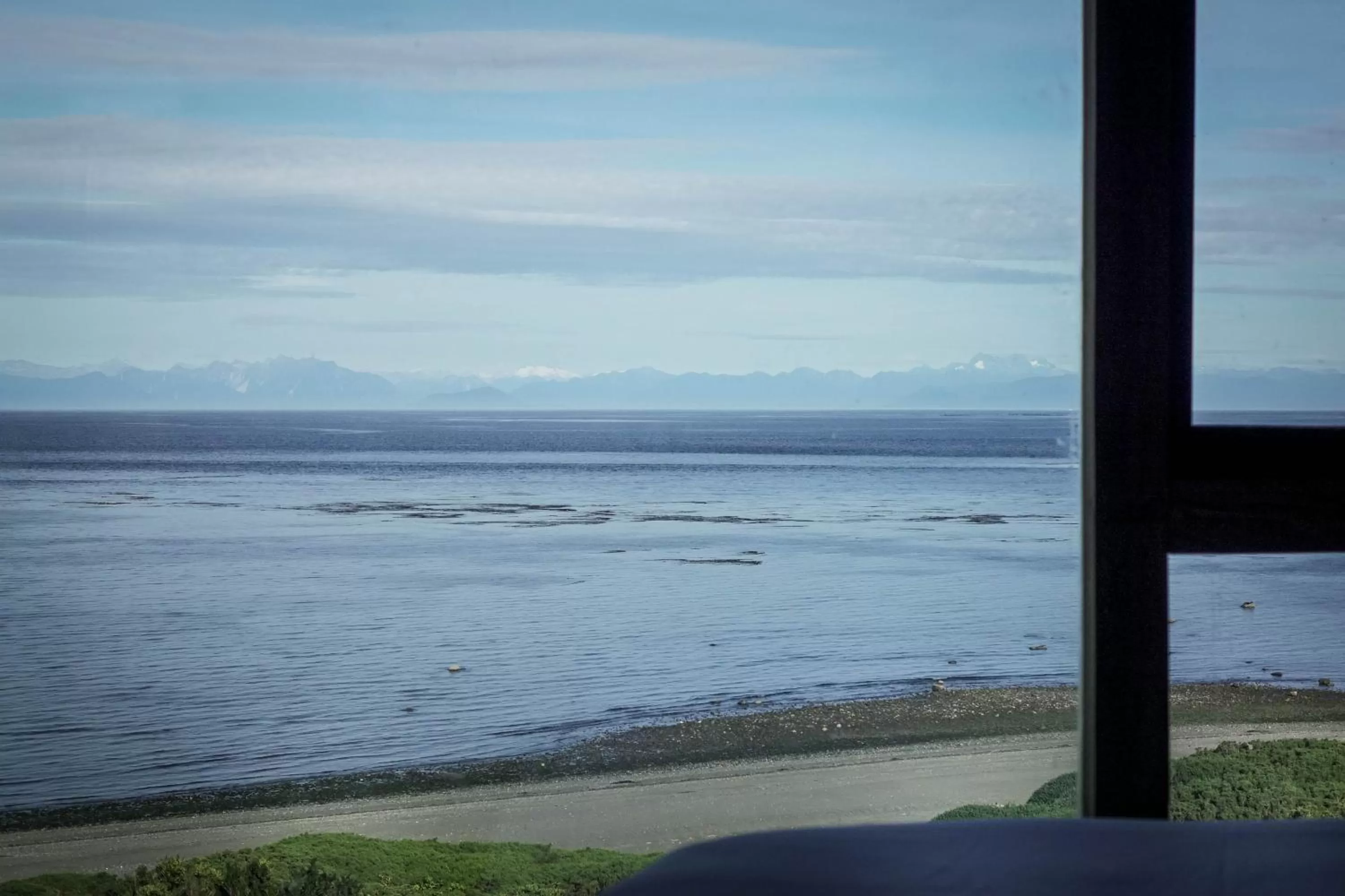 Mountain view, Beach in El Coo Lodge