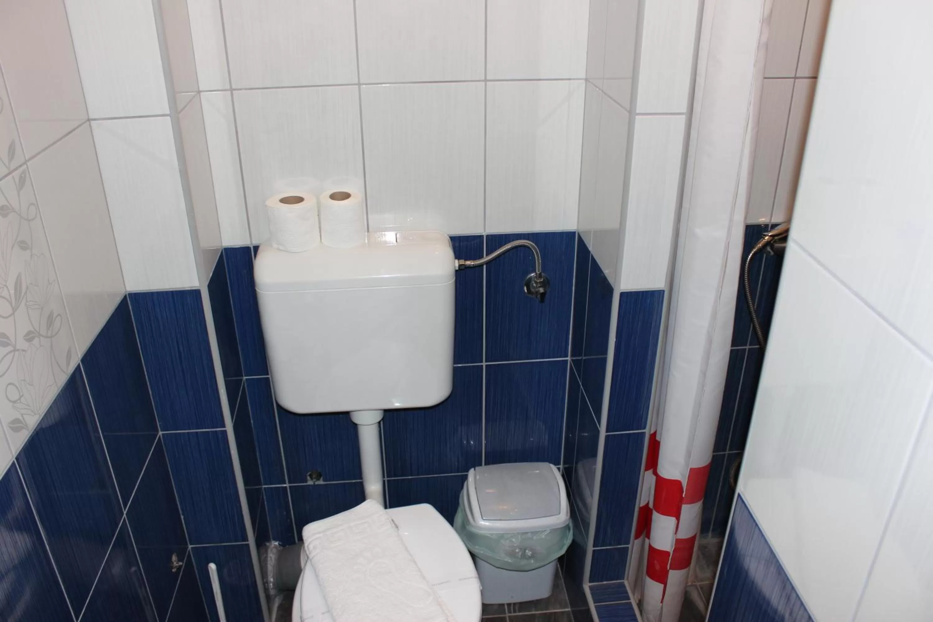 Bathroom in Hotel San