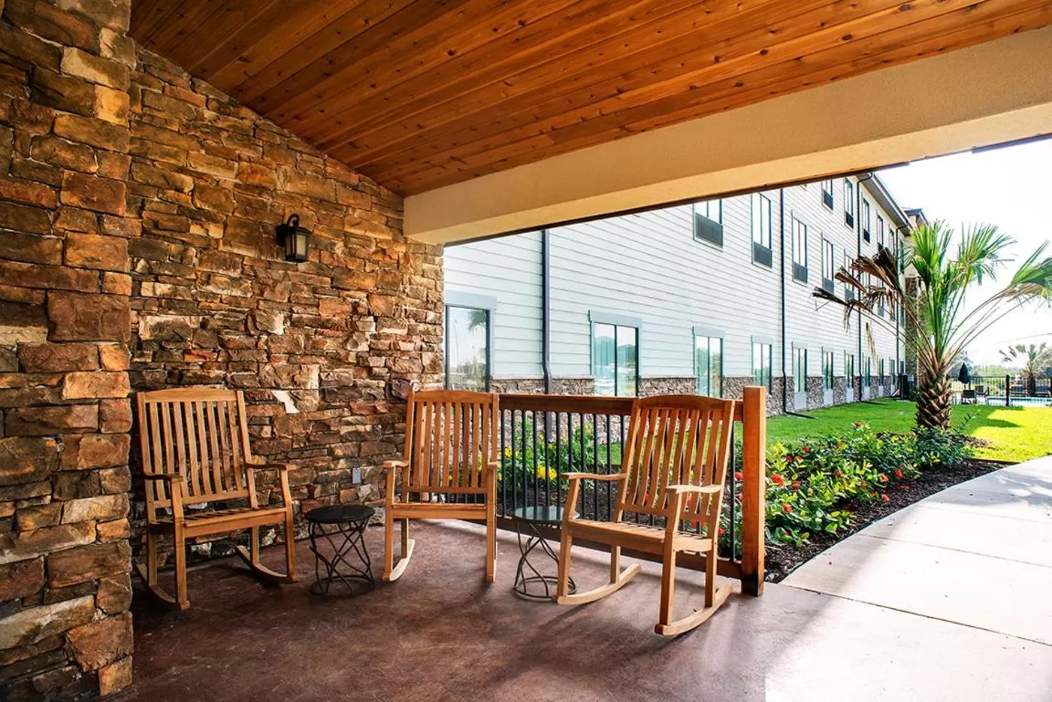 Patio in Comfort Inn & Suites Beeville