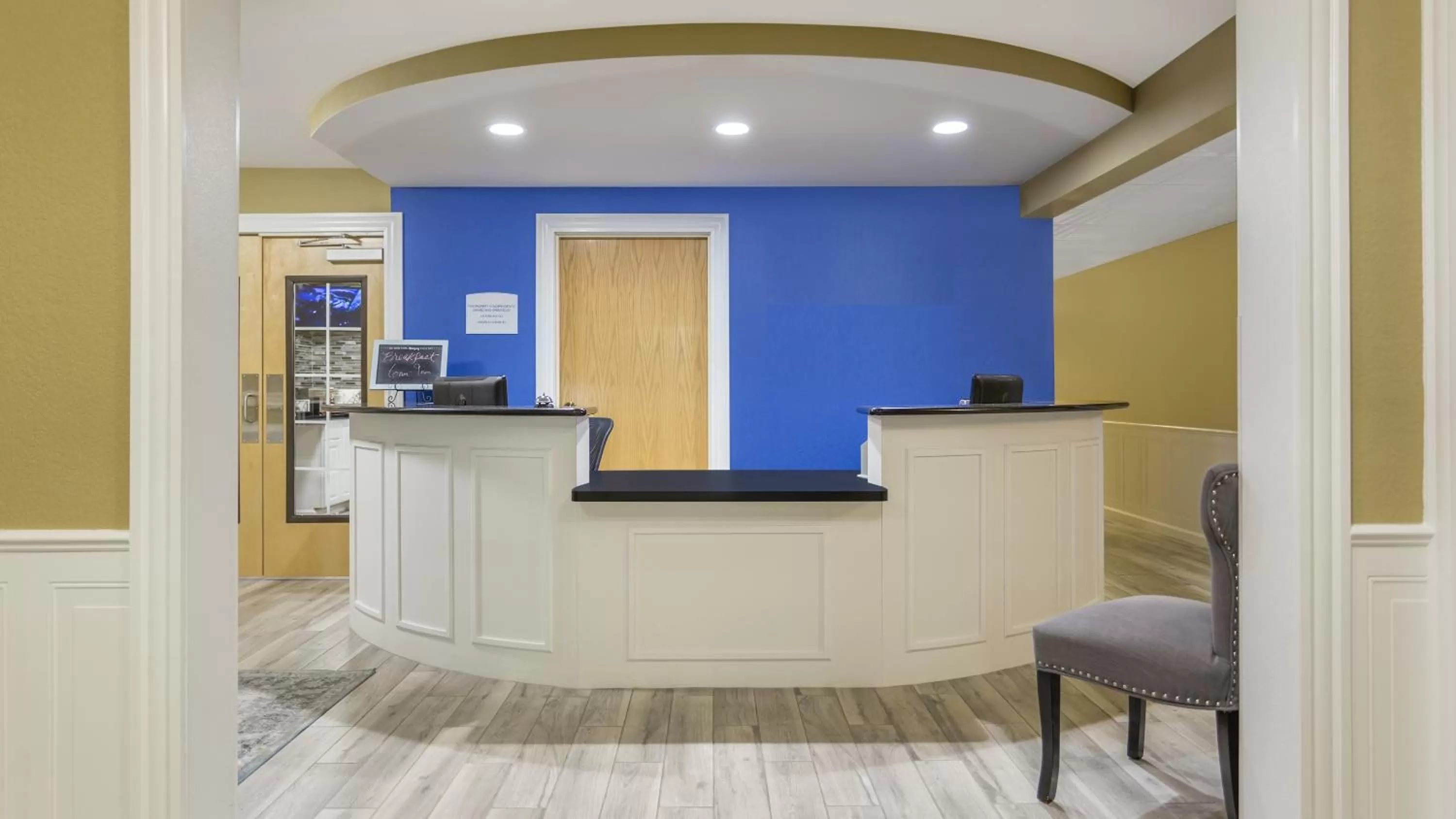 Lobby or reception in SilverStone Inn & Suites Spokane Valley