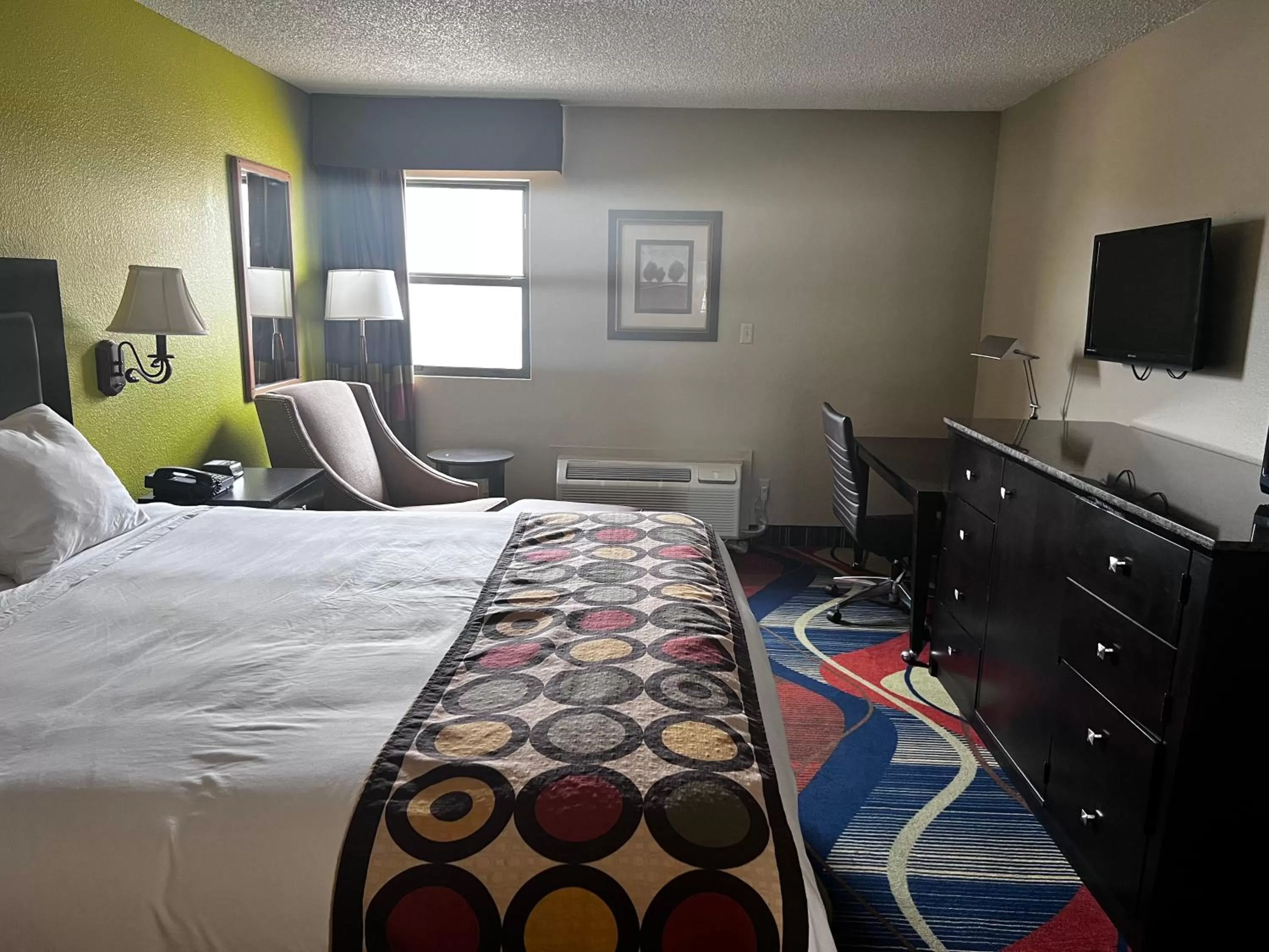 Bed in Apple Tree Inn