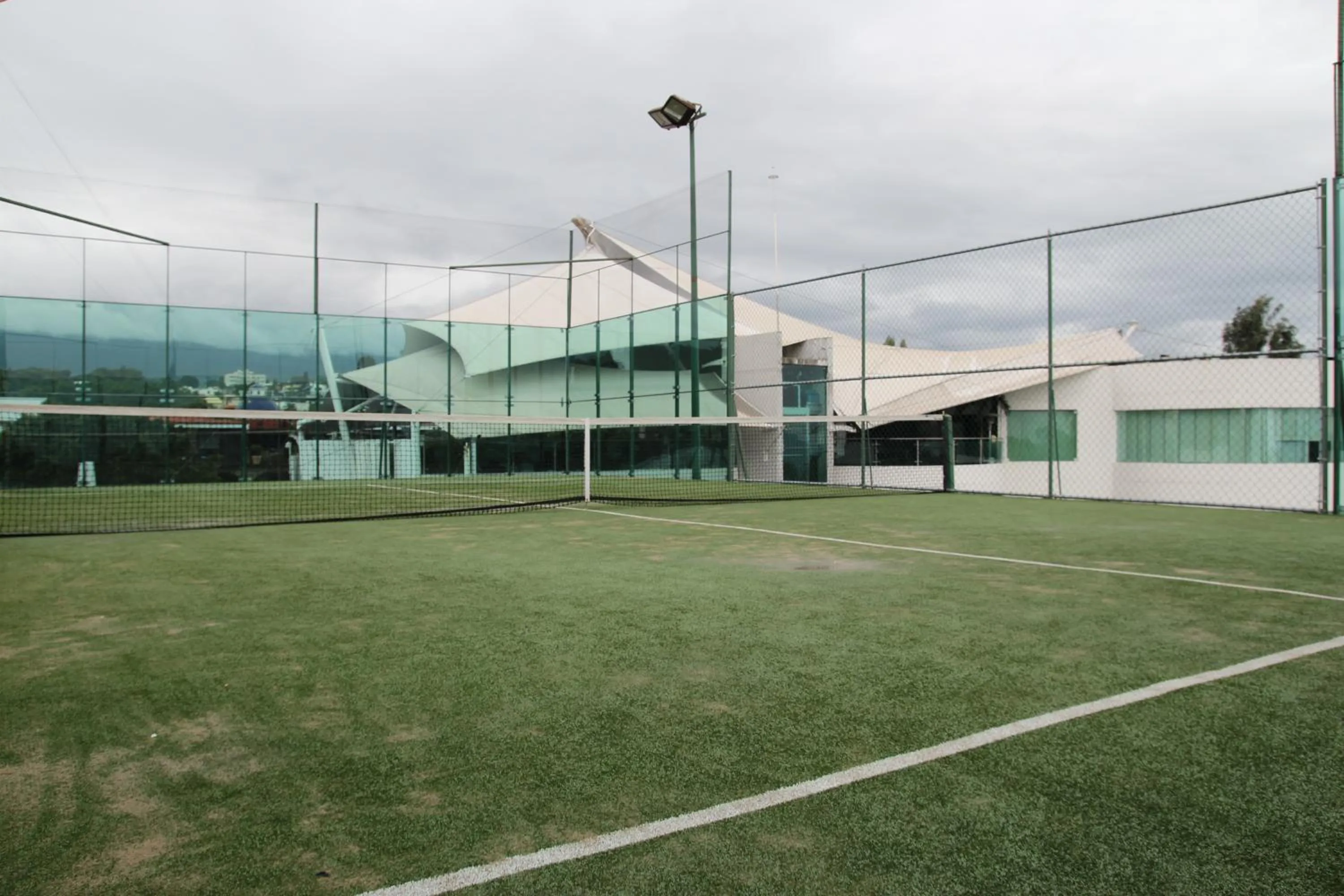 Tennis court in Hotel Rio 1300