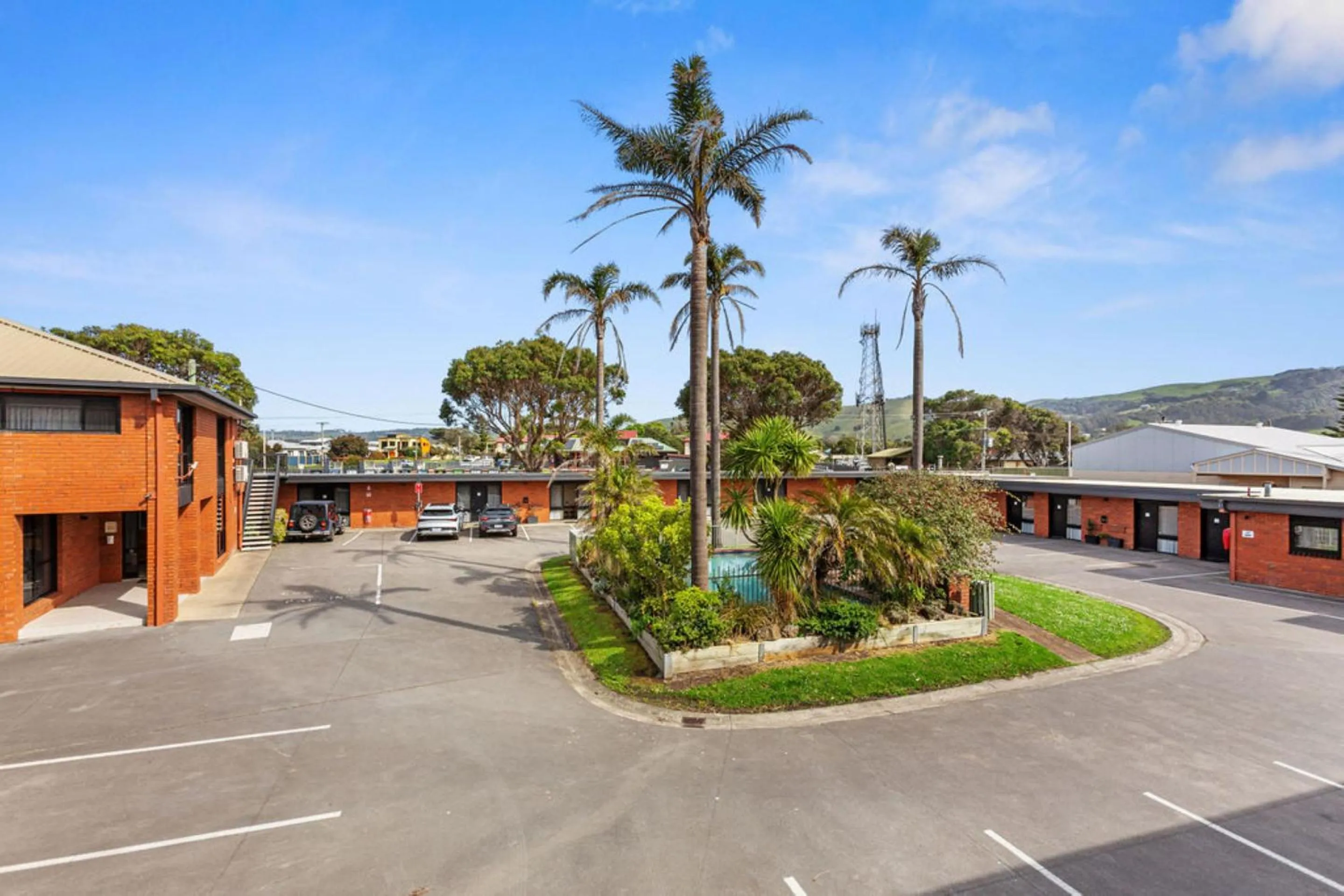 Parking in Best Western Apollo Bay Motel