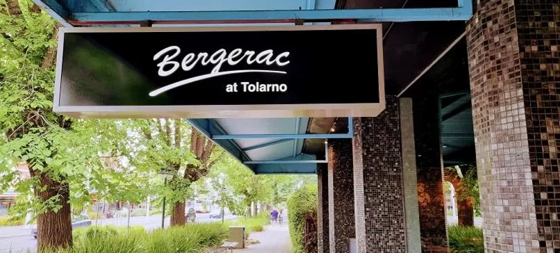 Restaurant/places to eat in Tolarno Hotel