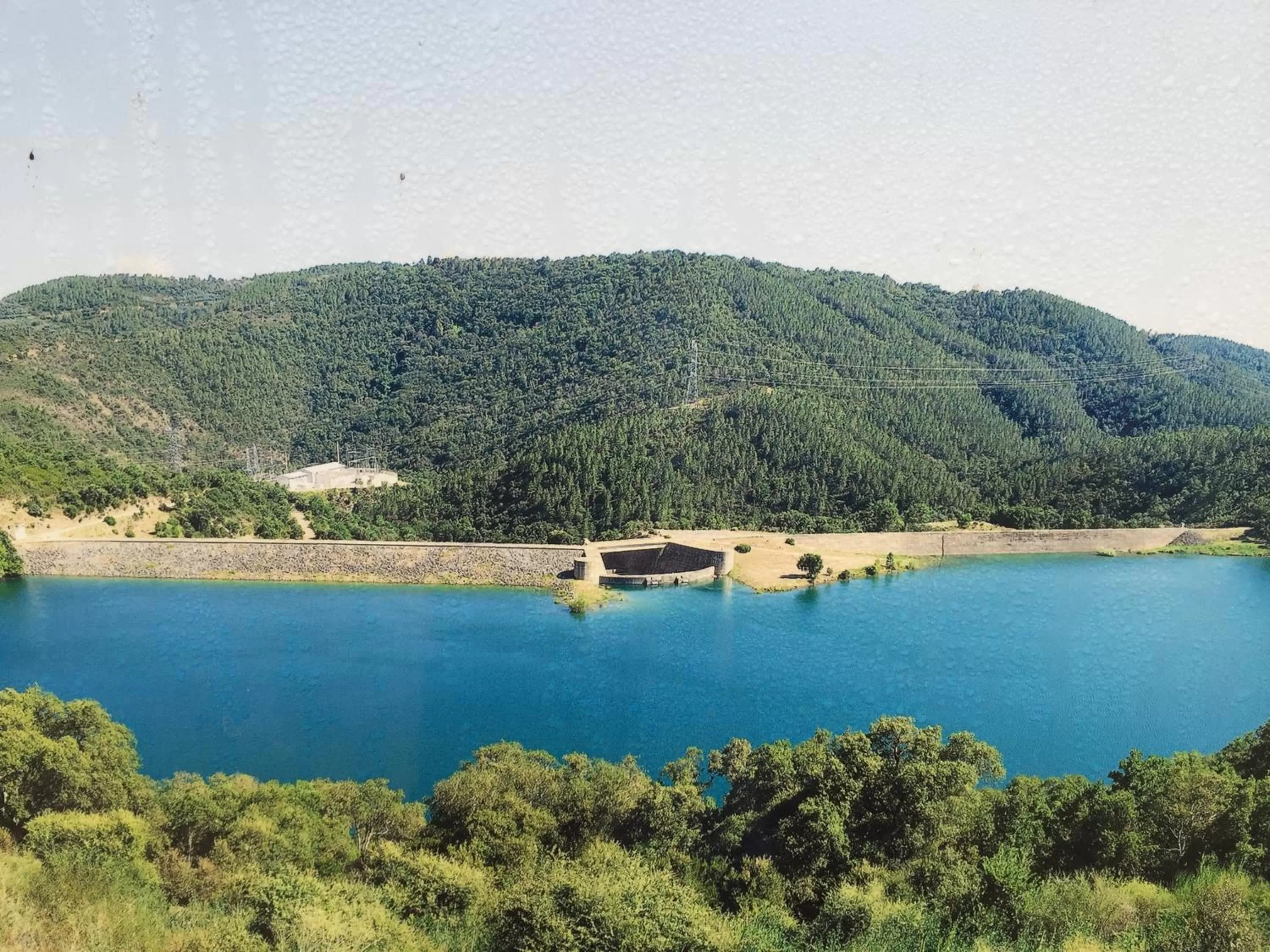 Chambre spacieuse indépendante dans villa plus parking privée