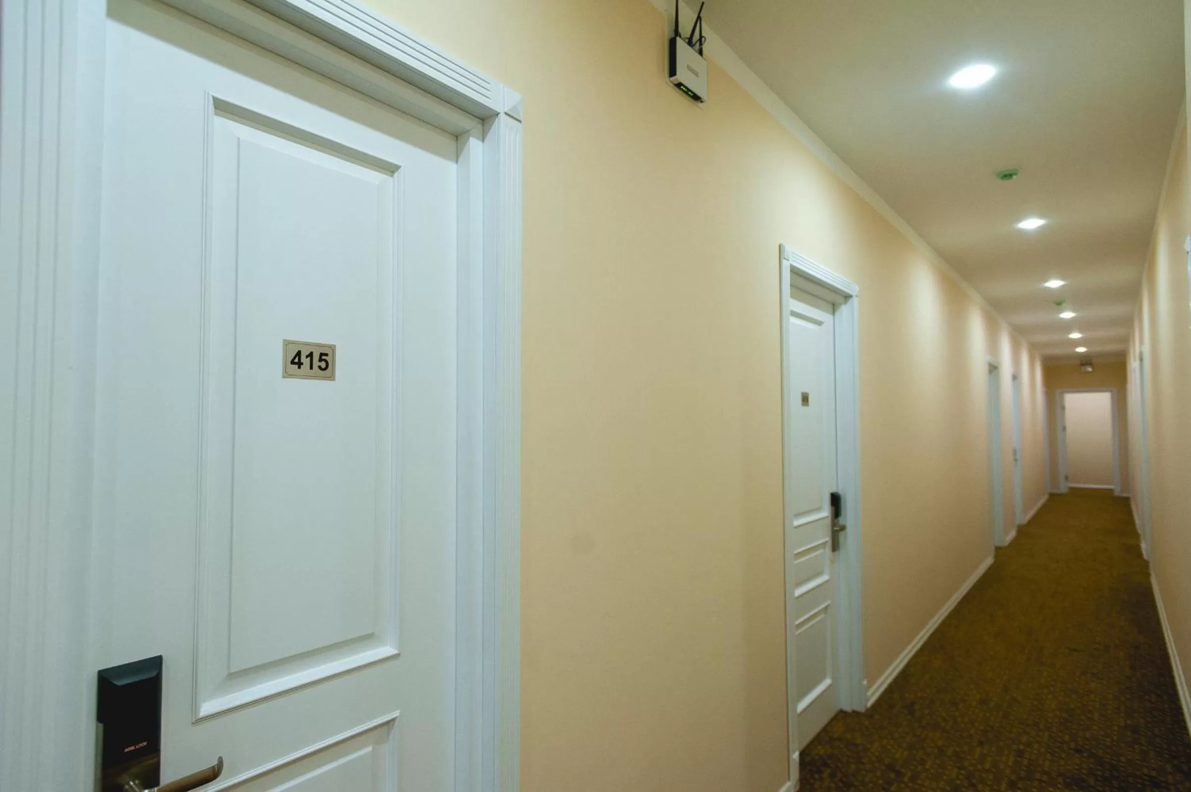 Other in Piazza Four Colours