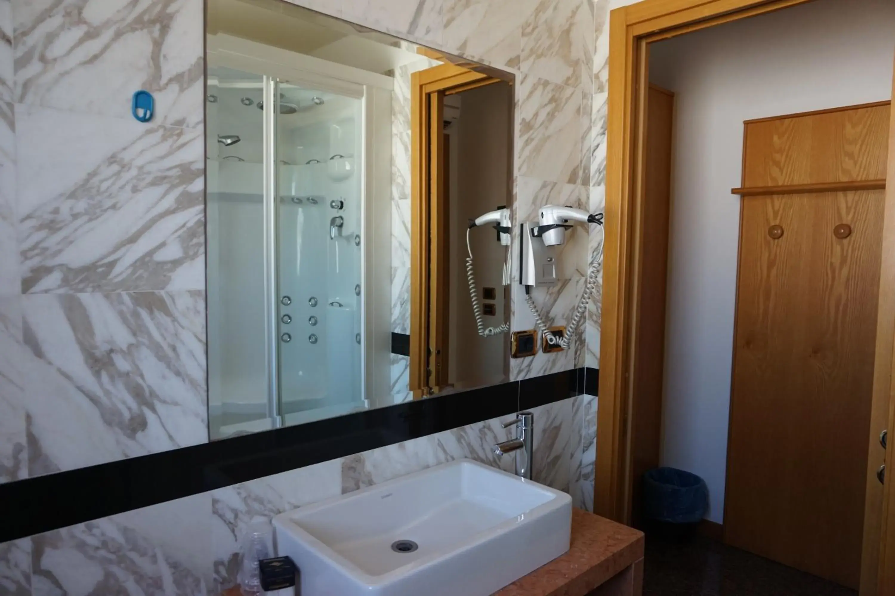 Family Room in Columbus Dependance Family Room in Columbus Dependance