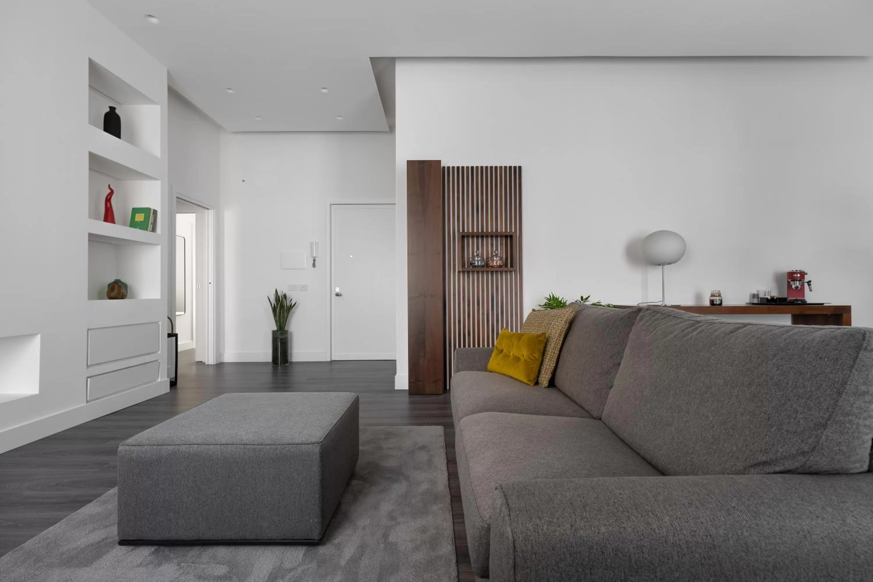 Communal lounge/ TV room, Seating Area in Harmony Luxury Rooms