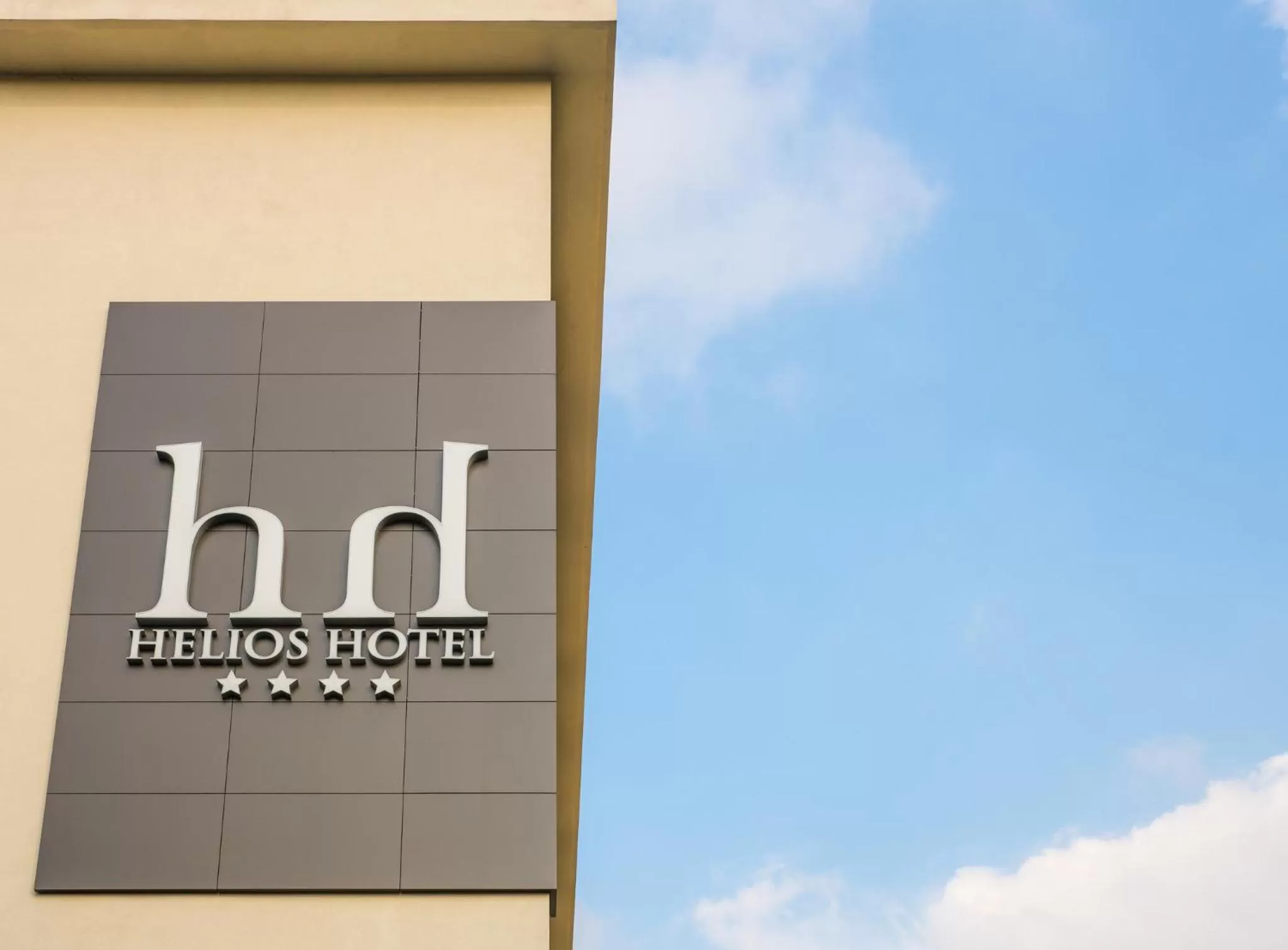 Facade/entrance in Helios Hotel