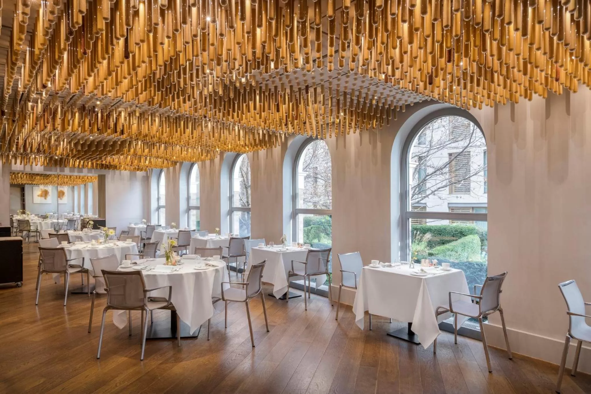 Restaurant/places to eat in COMO The Halkin