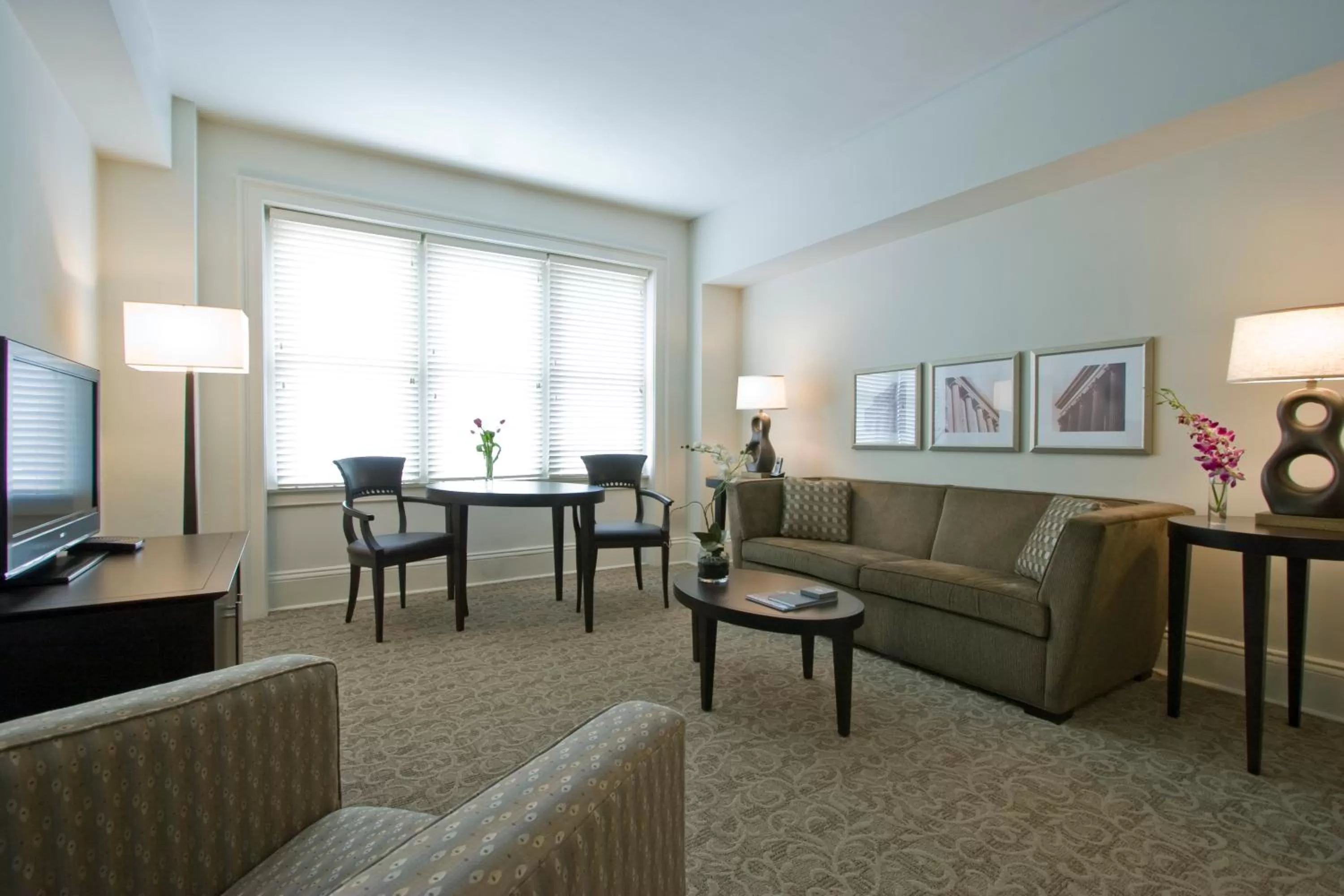 Living room in AKA Rittenhouse Square