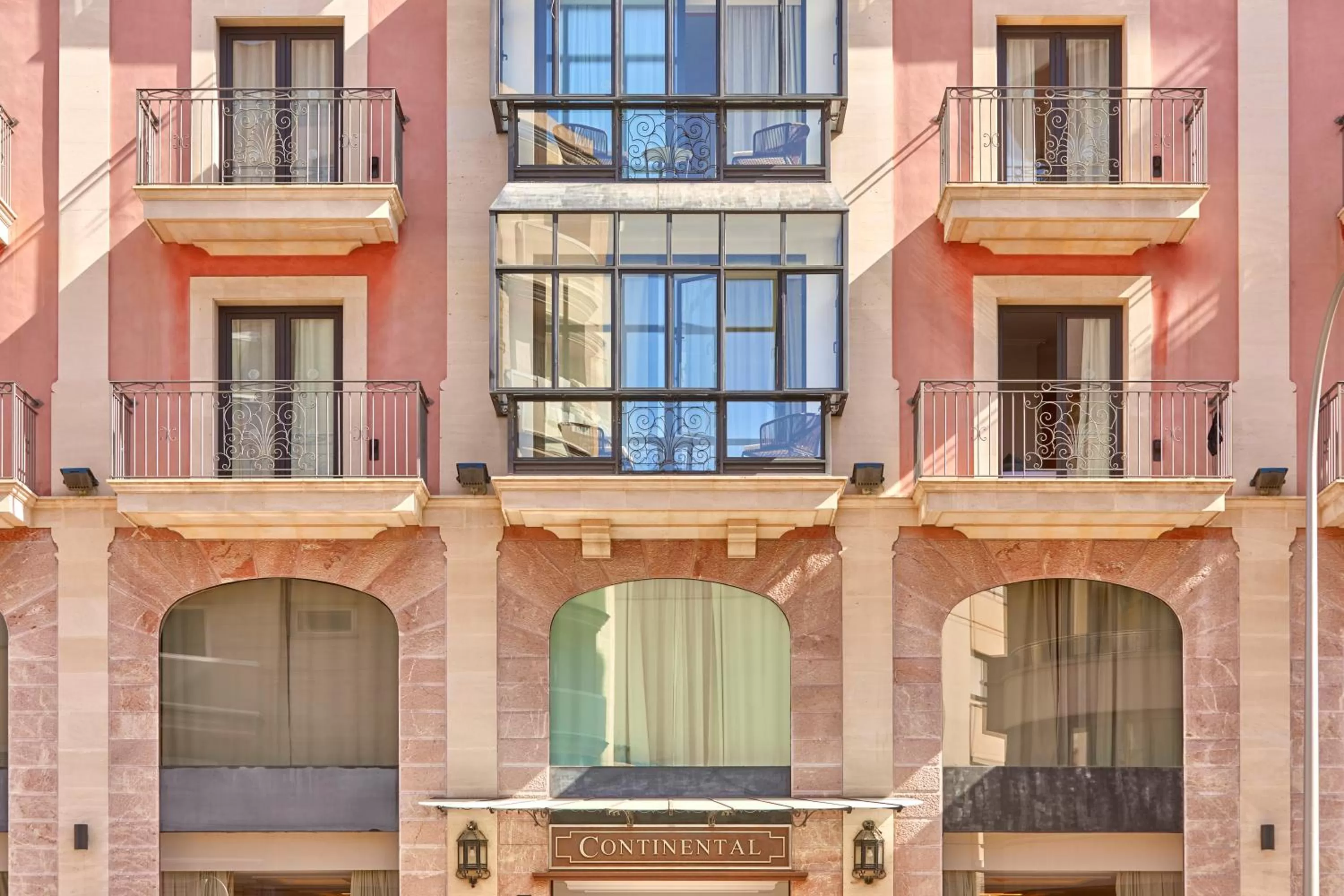 Facade/entrance in Bordoy Continental Palma