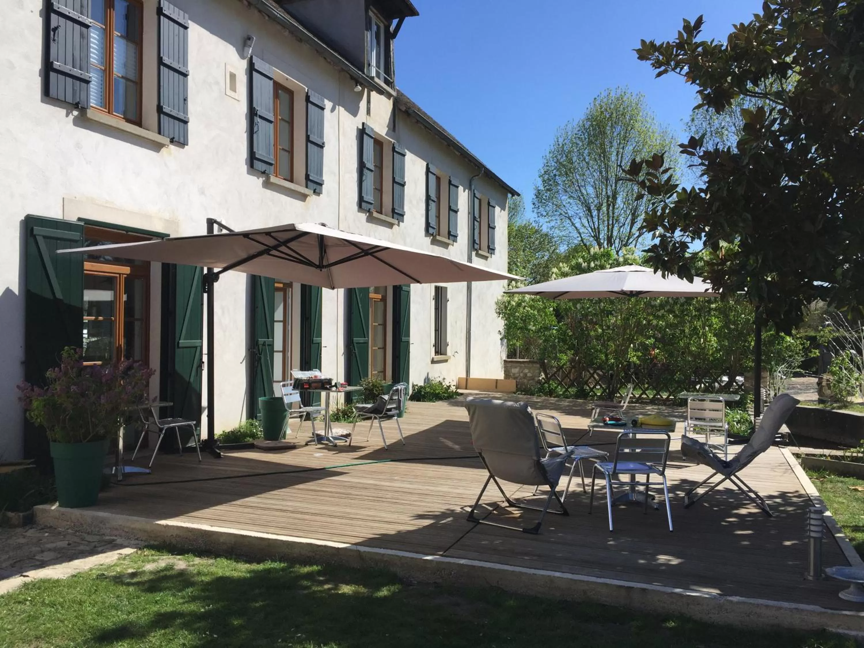 Property building in Le Moulin 1826