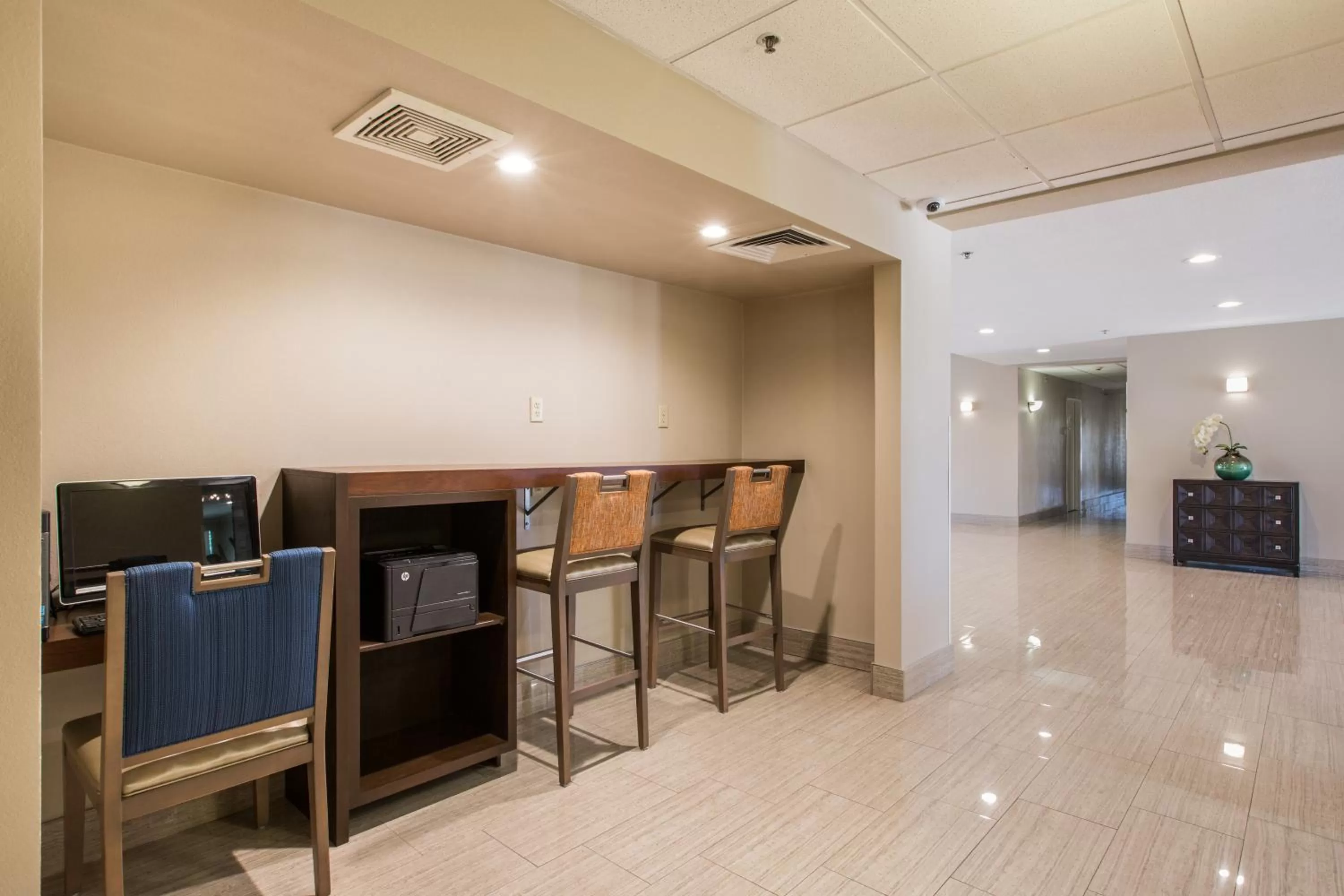 Business facilities in Baymont by Wyndham Albuquerque Airport