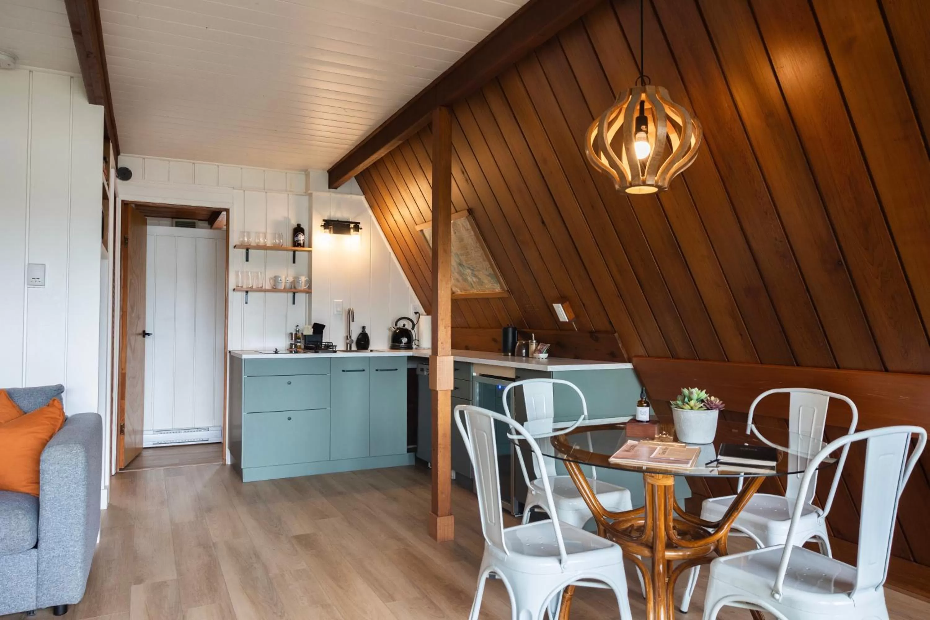 The Shoreline Tofino