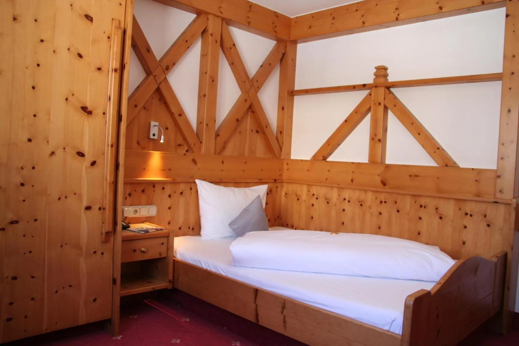 Photo of the whole room, Bed in JUFA Alpenhotel Saalbach