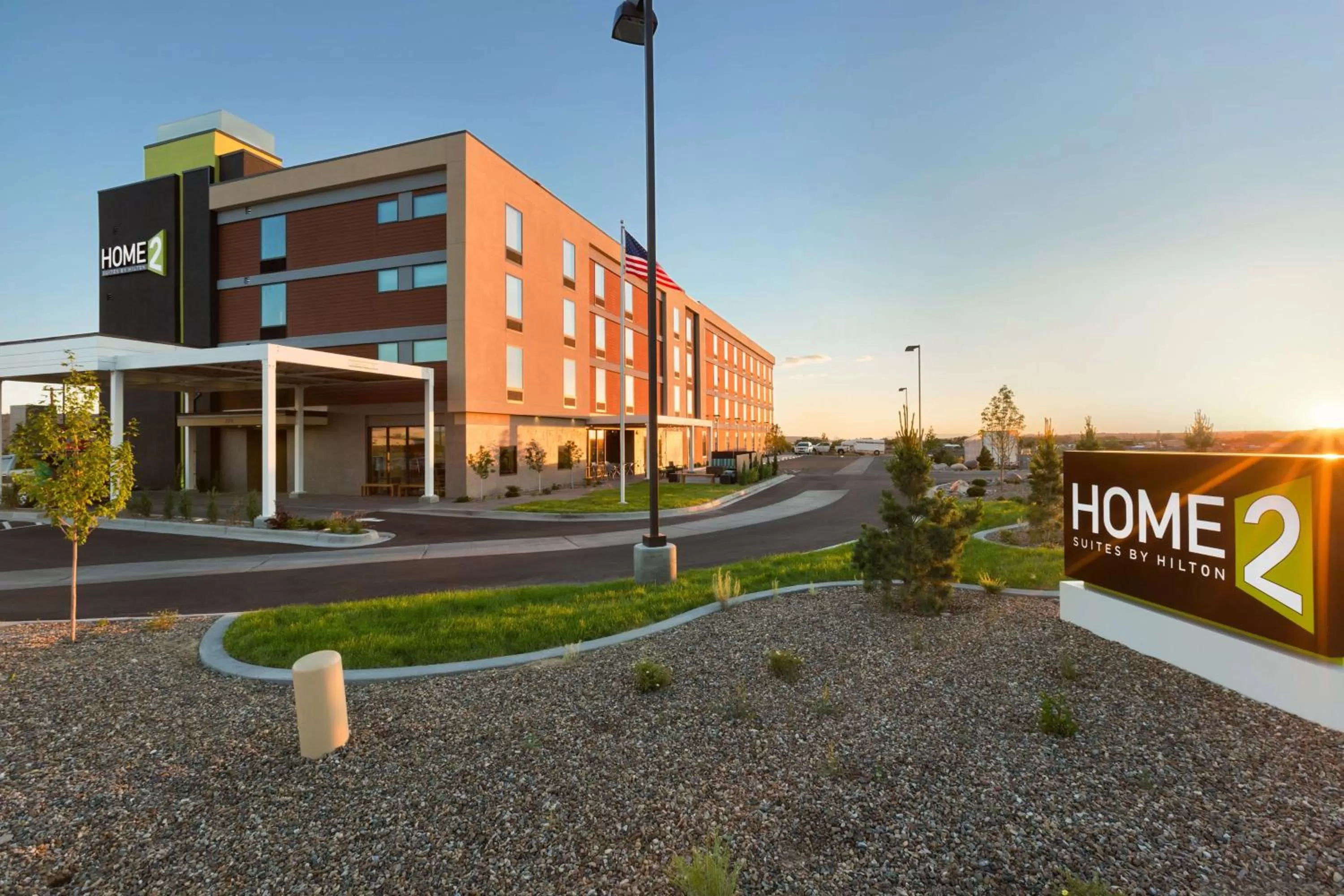 Property building in Home2 Suites by Hilton Farmington/Bloomfield