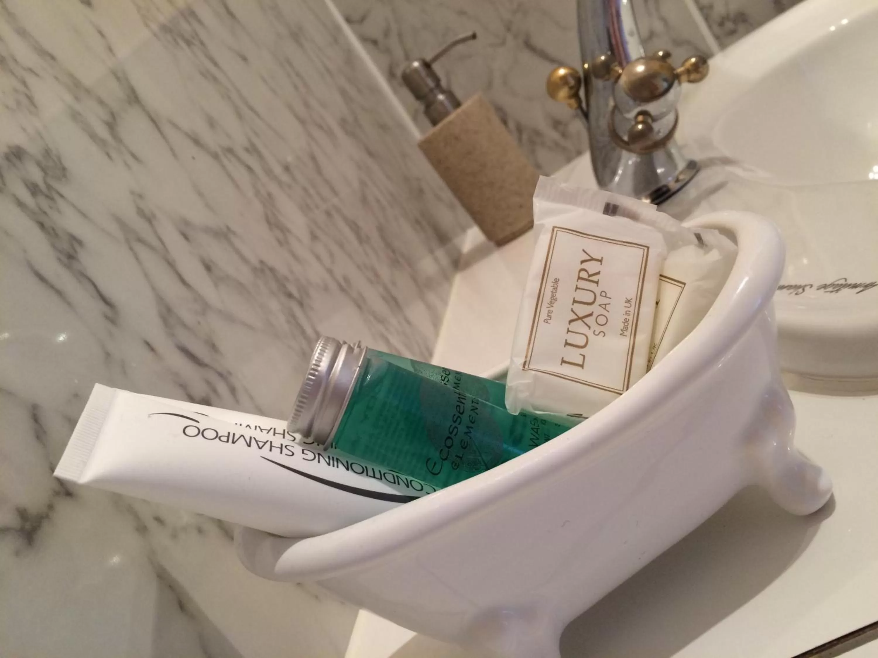 Bathroom in Arduthie House