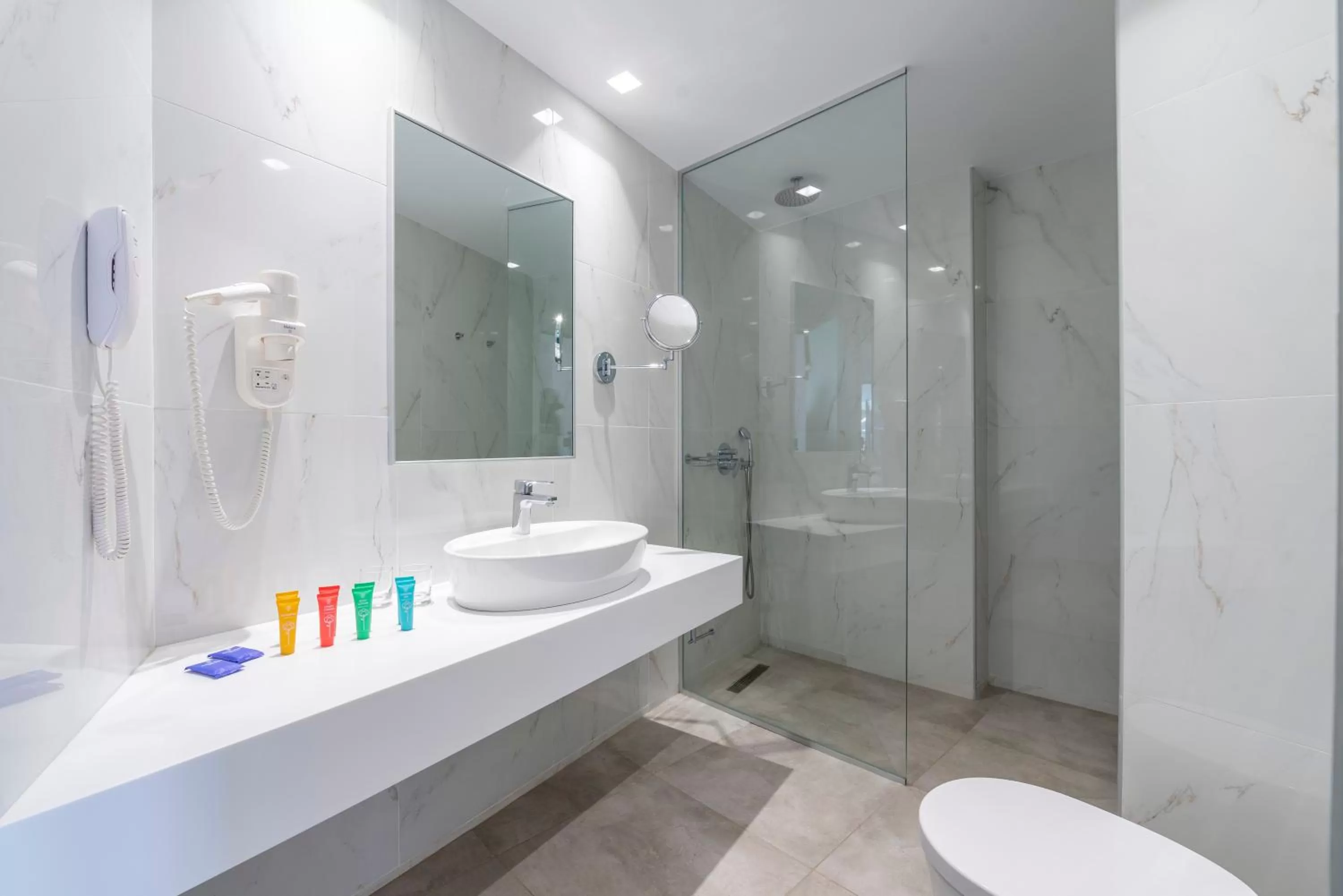 Shower in Apollon Hotel