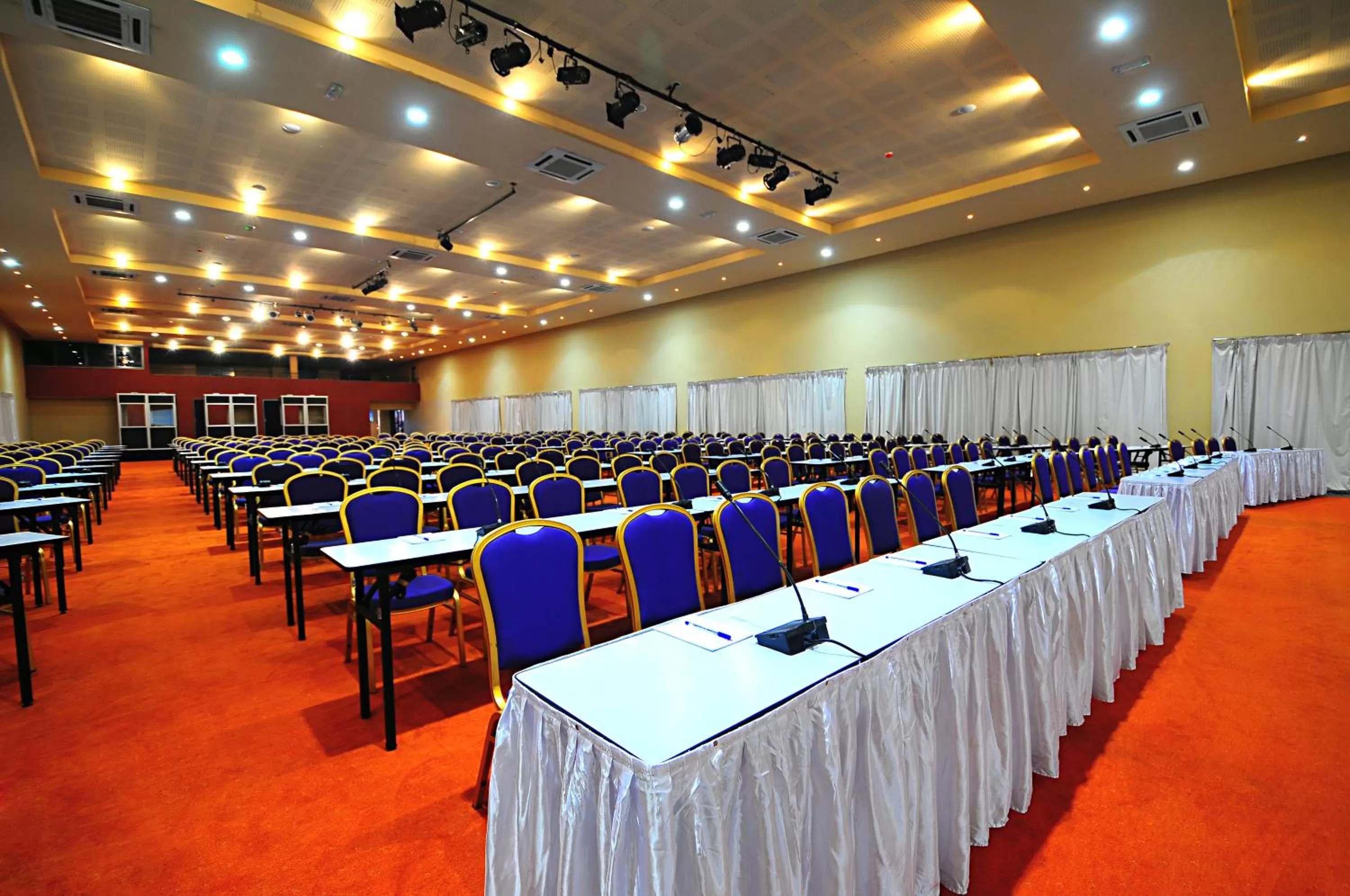Business facilities in Speke Resort and Conference Center