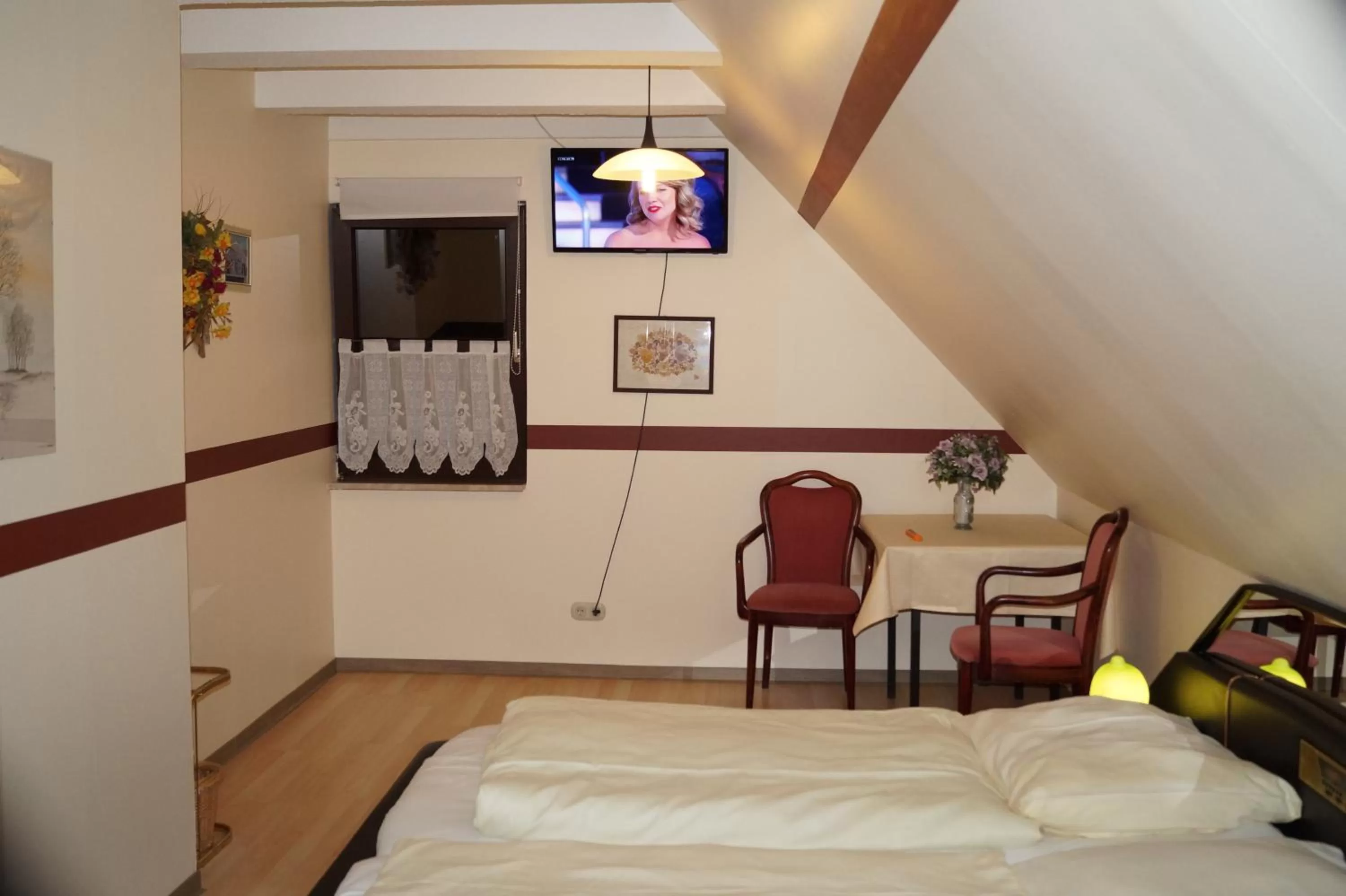 Bedroom, Bed in La Fontana