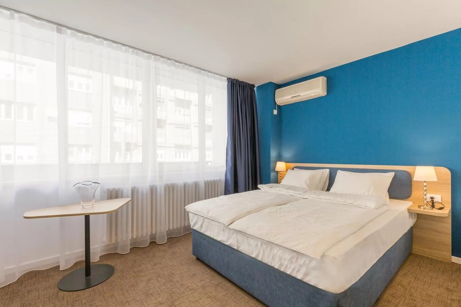 Bed in Premium Crown Suites