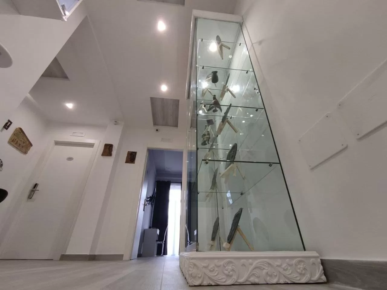 Communal lounge/ TV room, Kitchen/Kitchenette in B&B I Krotoniati