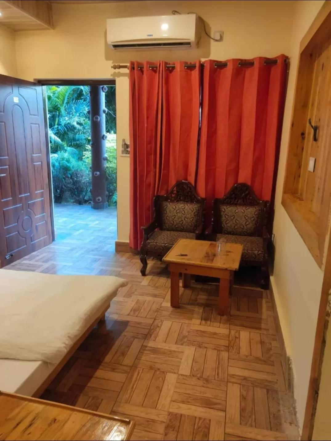 Photo of the whole room in Hill Top Swiss Cottage