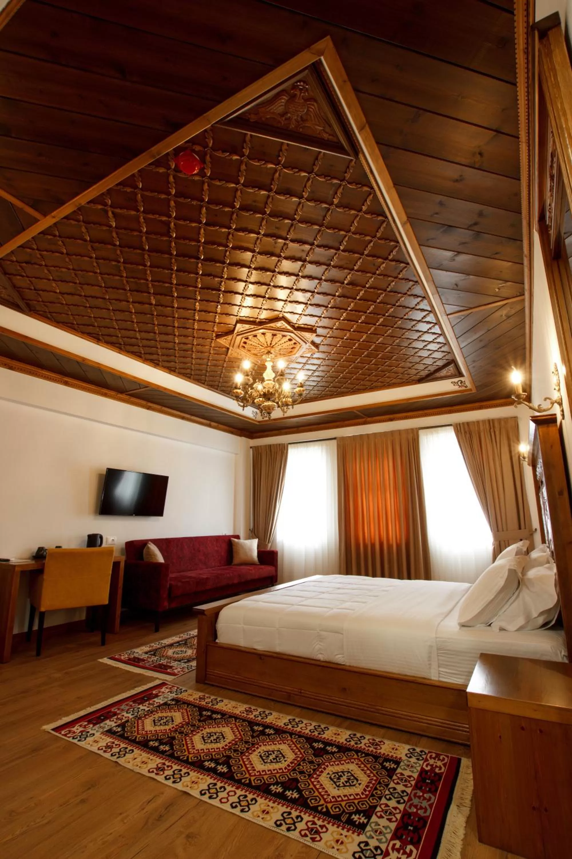 Bed in Rose Garden Hotel