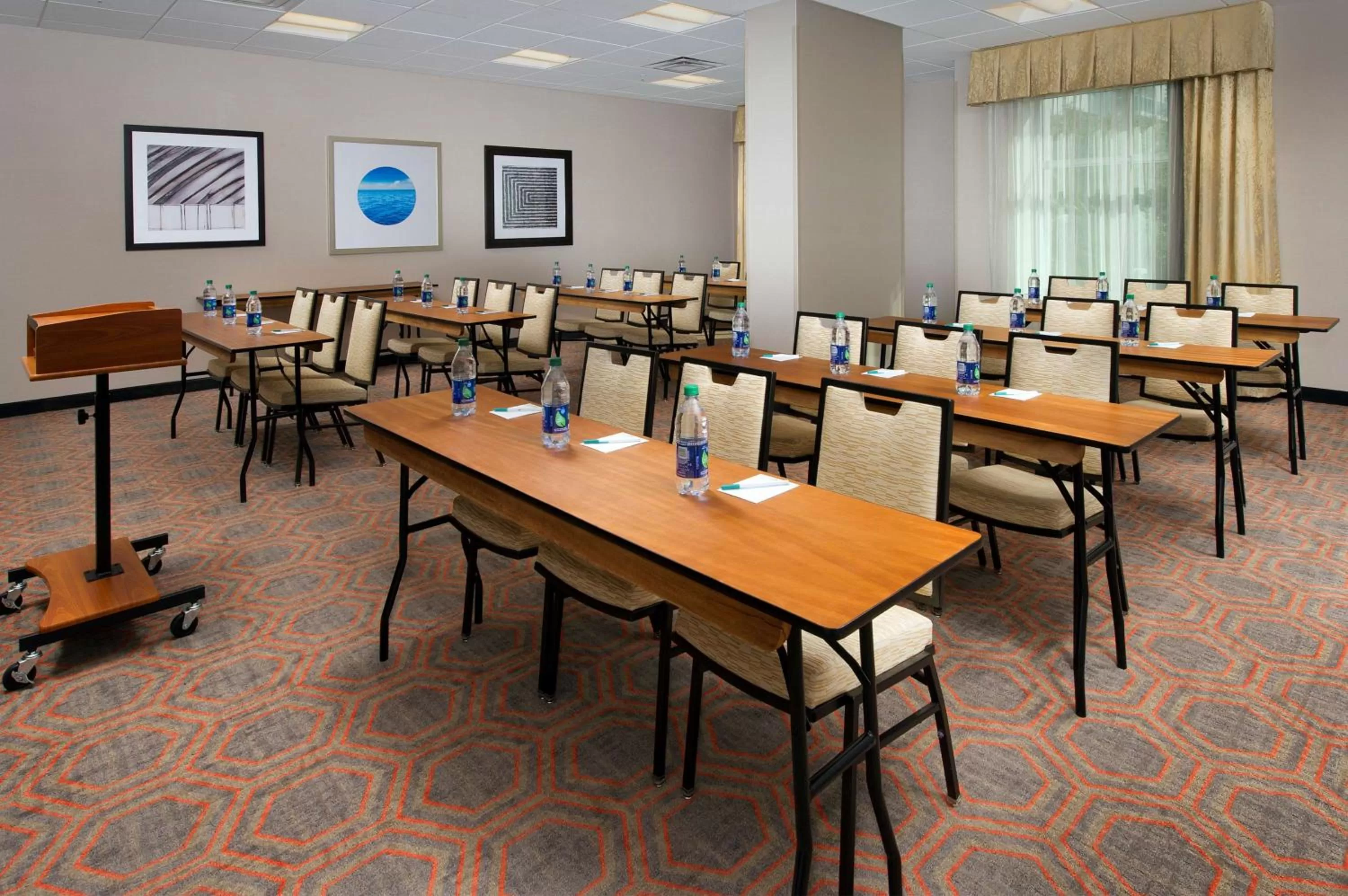 Meeting/conference room in Homewood Suites by Hilton Miami Downtown/Brickell