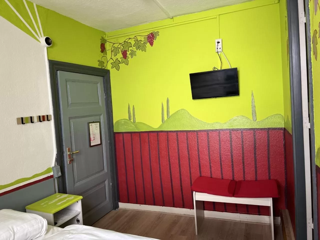 TV/Entertainment Center in Hotel Gaudi