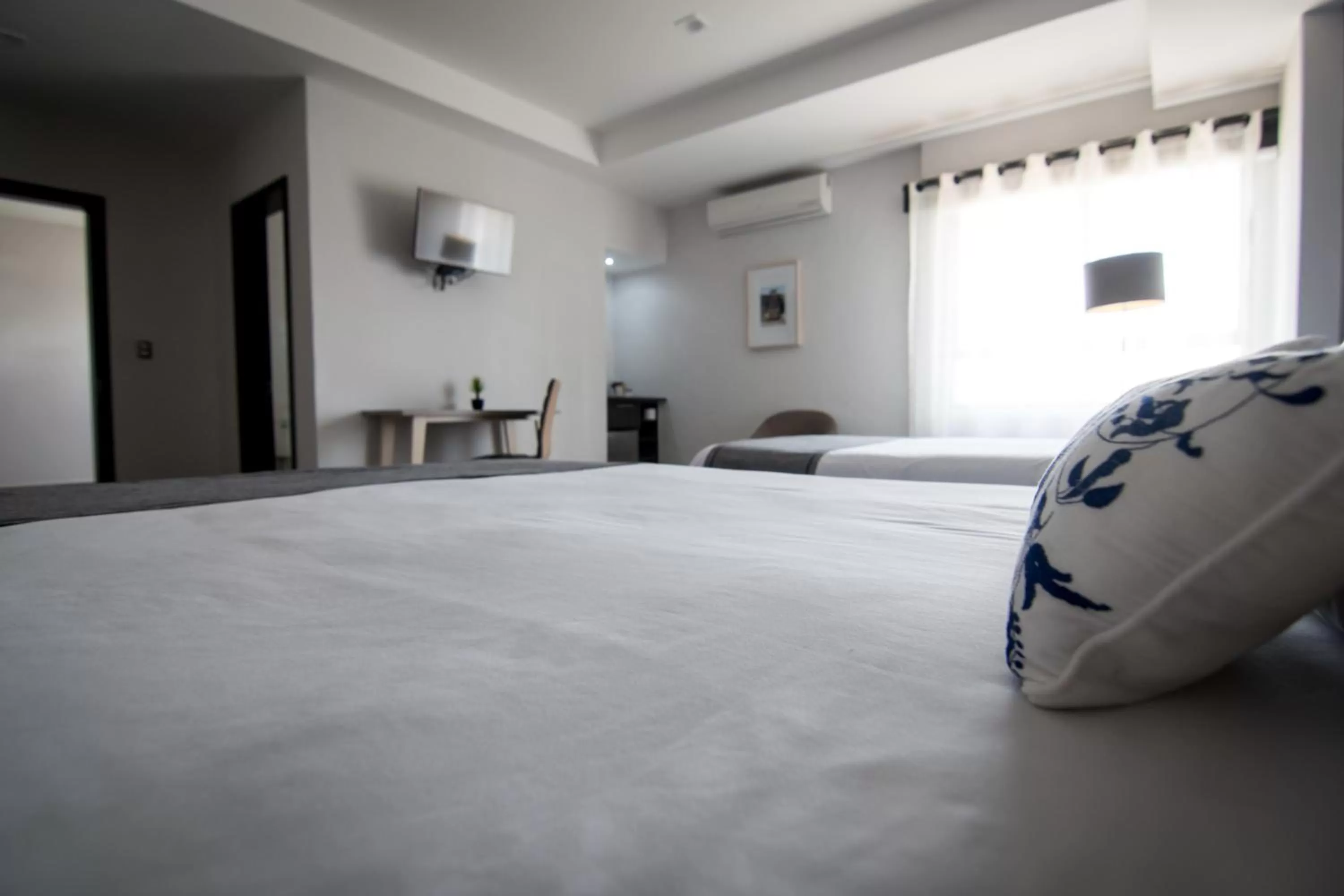 Family, Bed in Maria Ines Hotel Suite