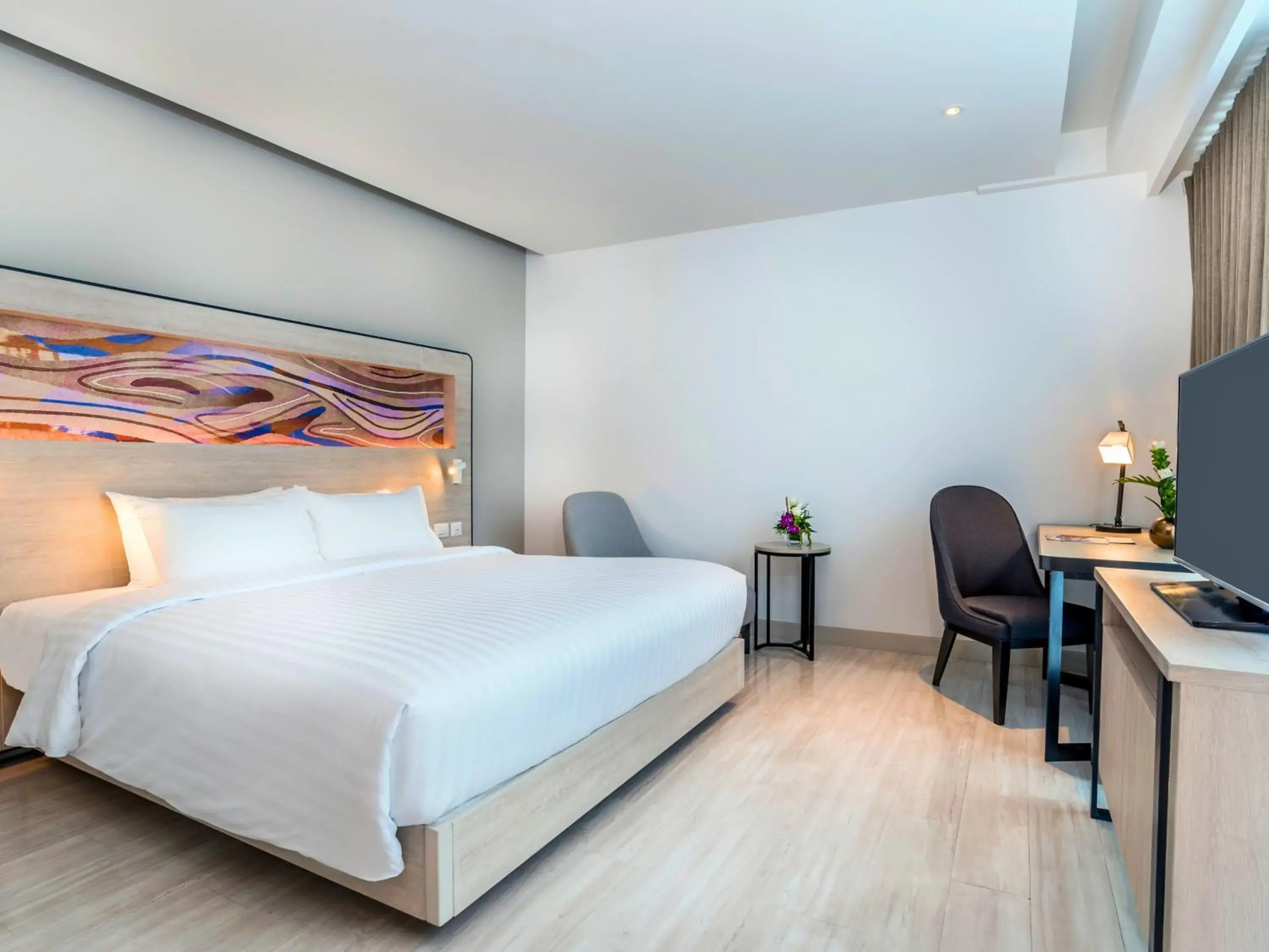 Executive King Room in Novotel Phuket City Phokeethra Executive King Room in Novotel Phuket City Phokeethra