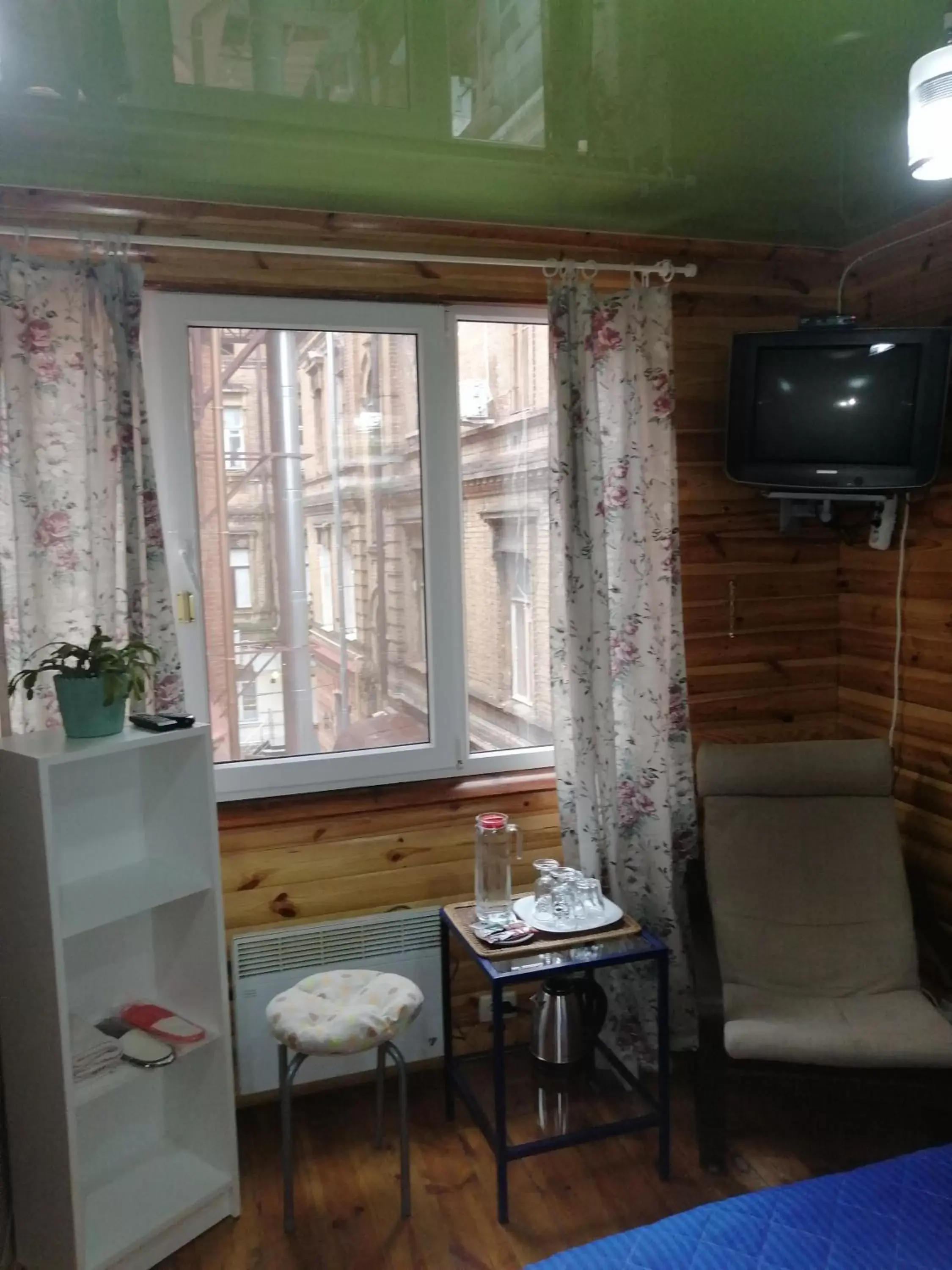 Small Double Room in YELLOW UNLIMITED HOTEL 4 Small Double Room in YELLOW UNLIMITED HOTEL 4
