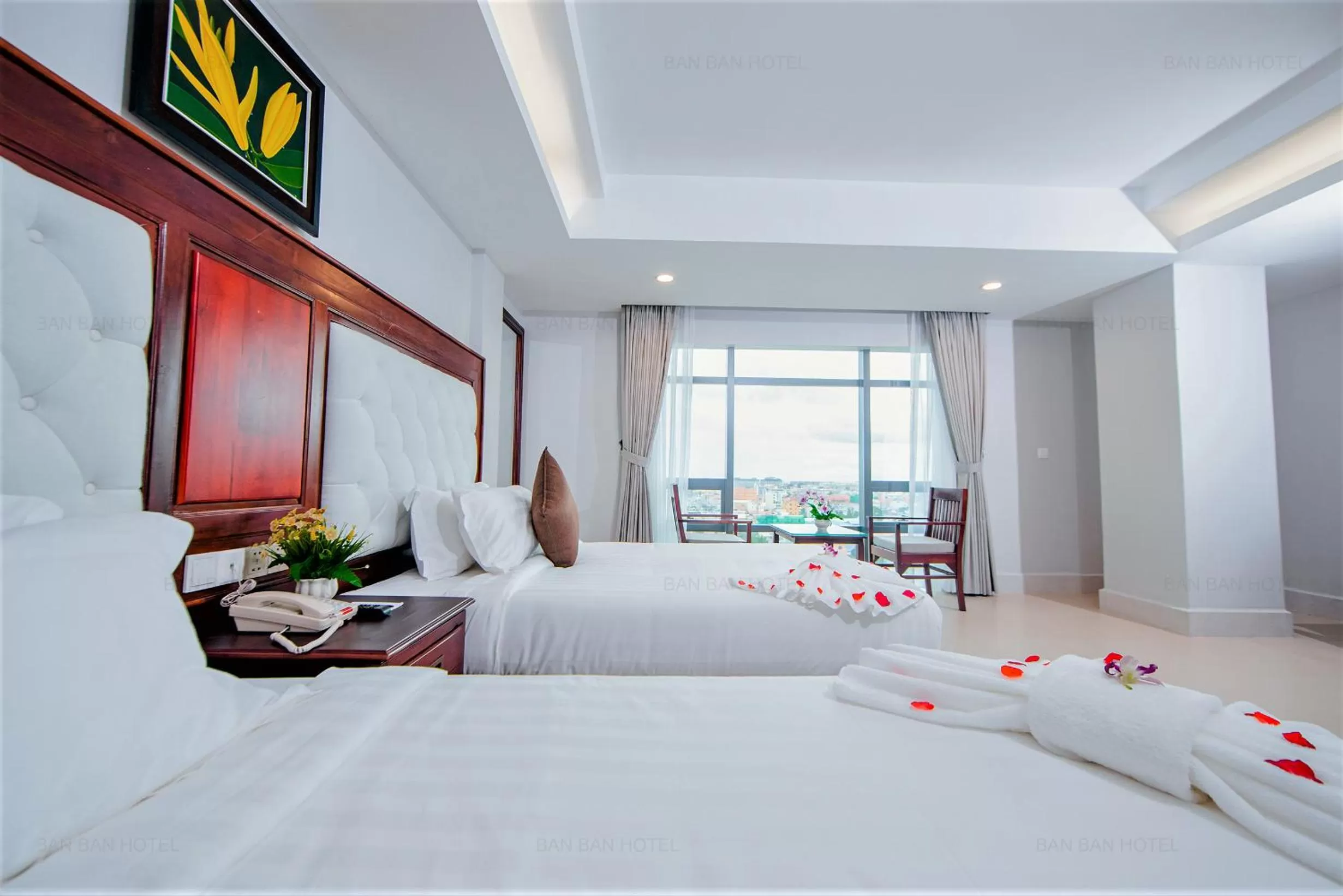 Bedroom, Bed in Ban Ban Hotel