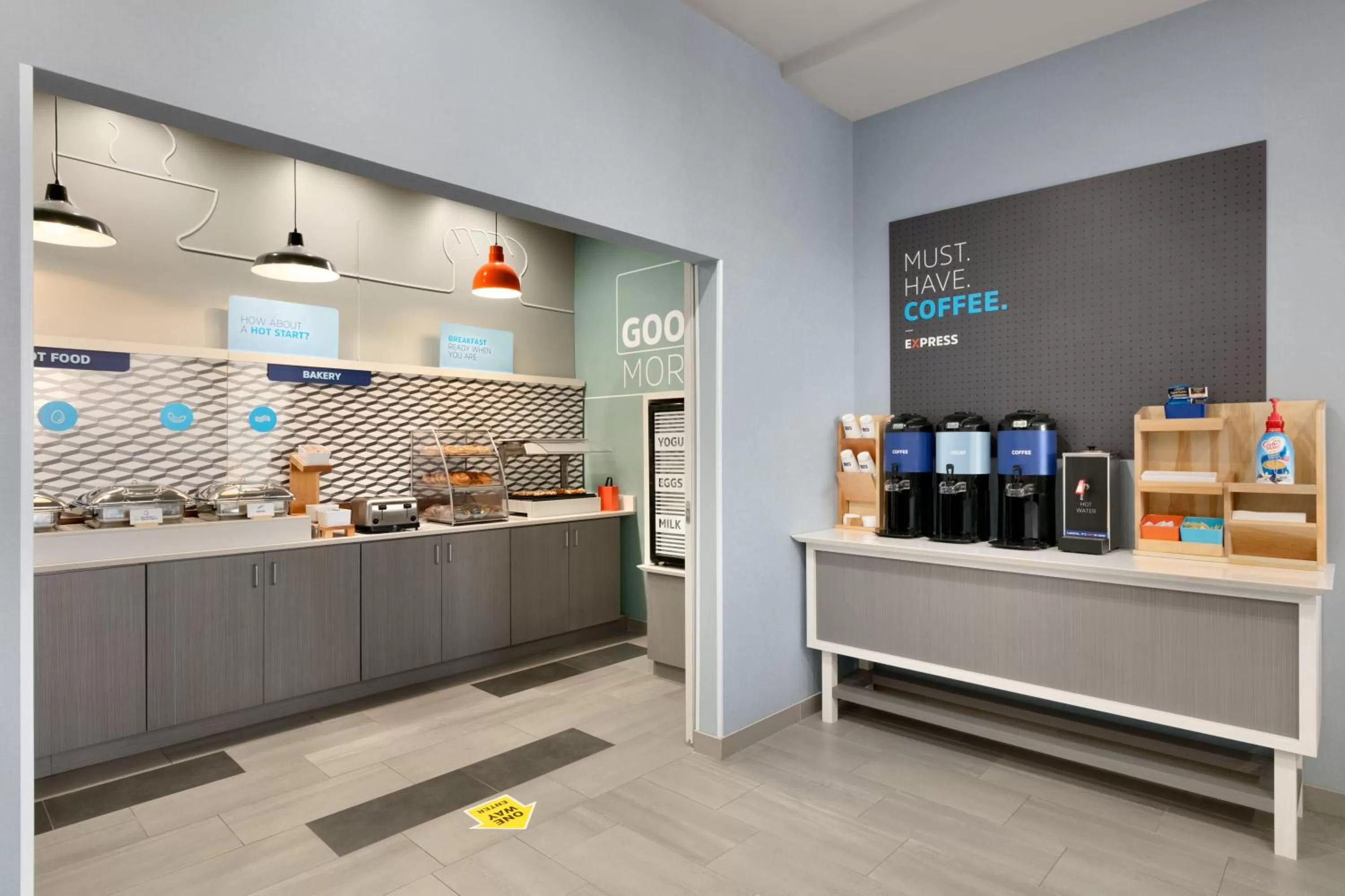 Breakfast in Holiday Inn Express Hotel & Suites Norfolk Airport by IHG