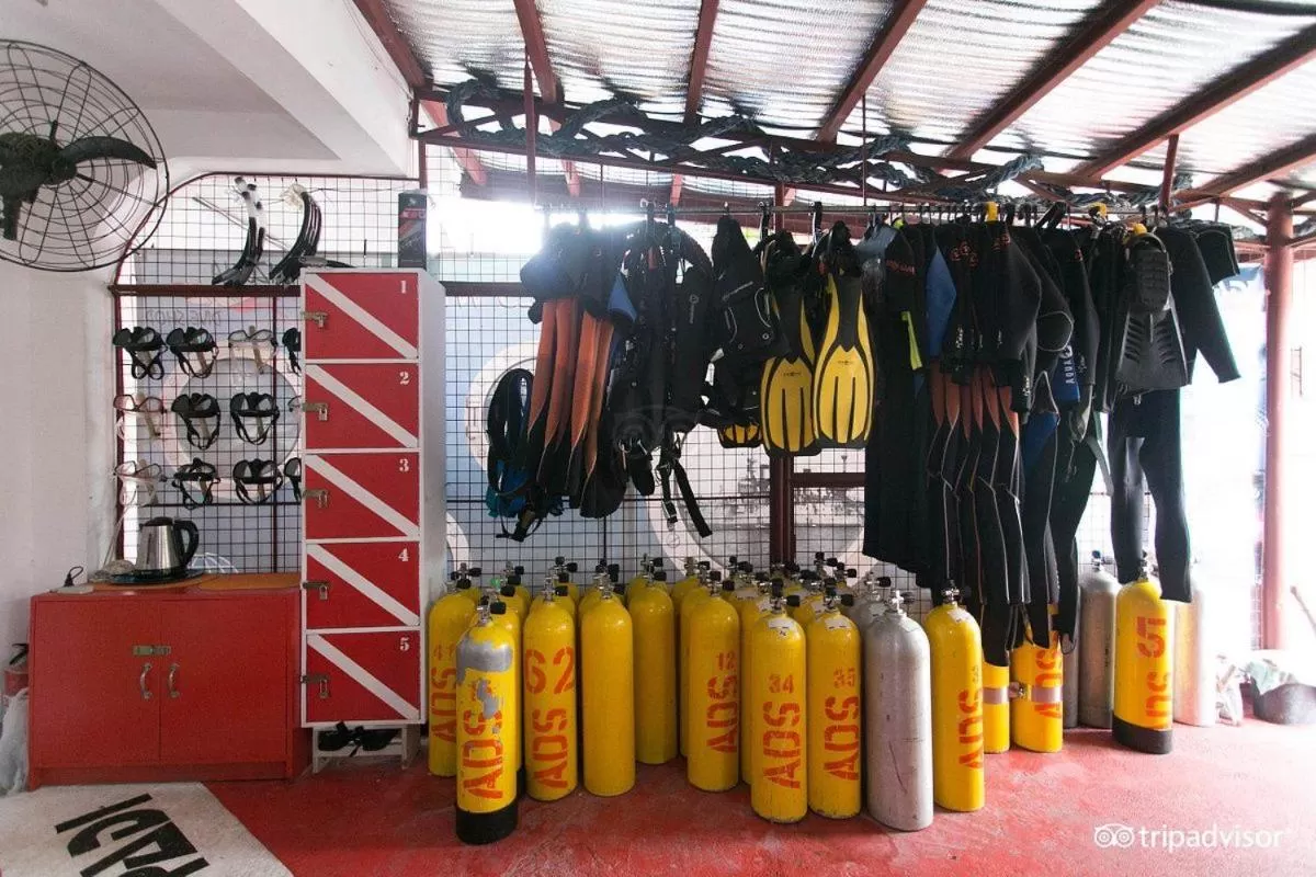 Arizona Beach Resort, Subic Bay, Philippines 2200