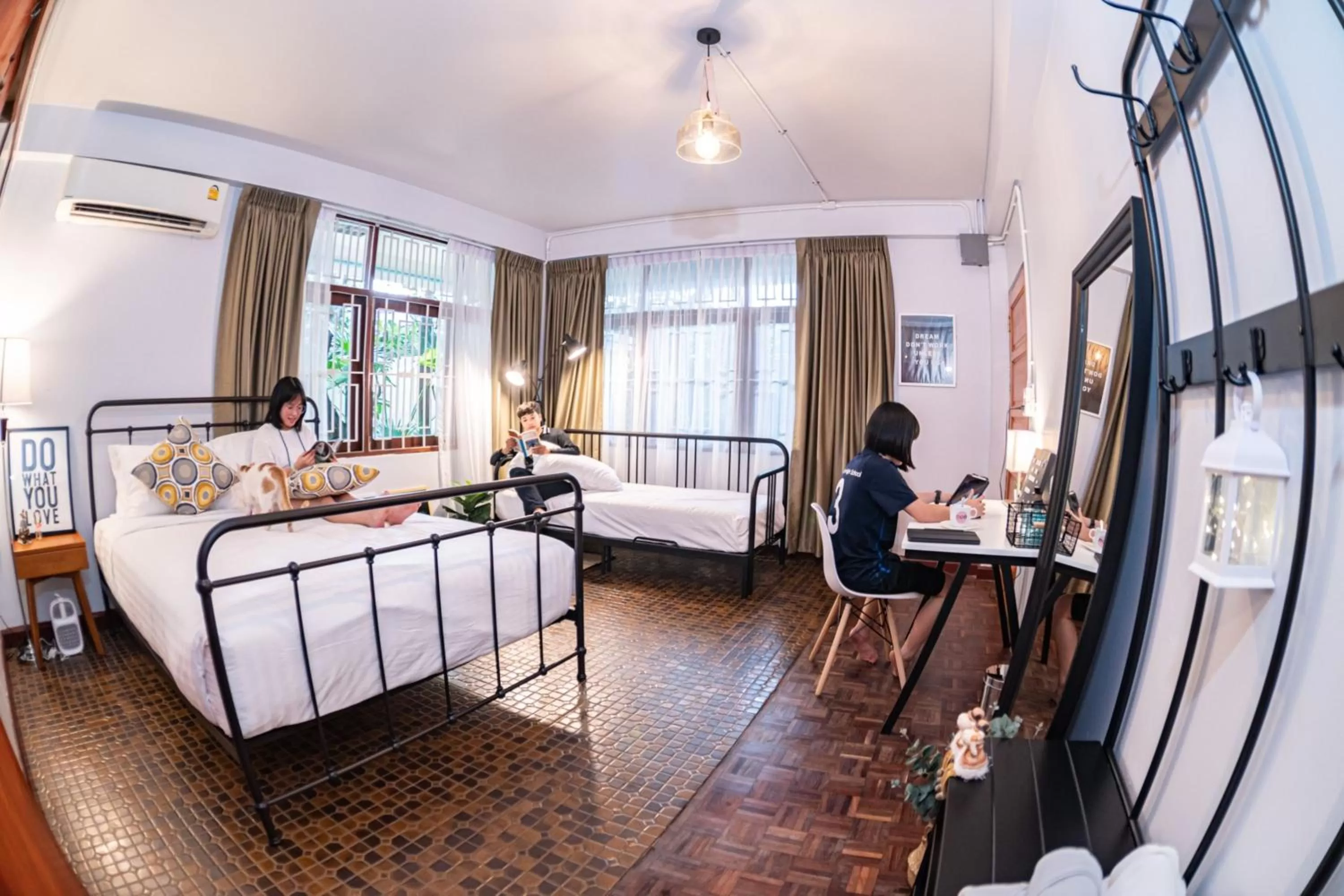 Photo of the whole room, Bed in A Day Villa Chiangmai