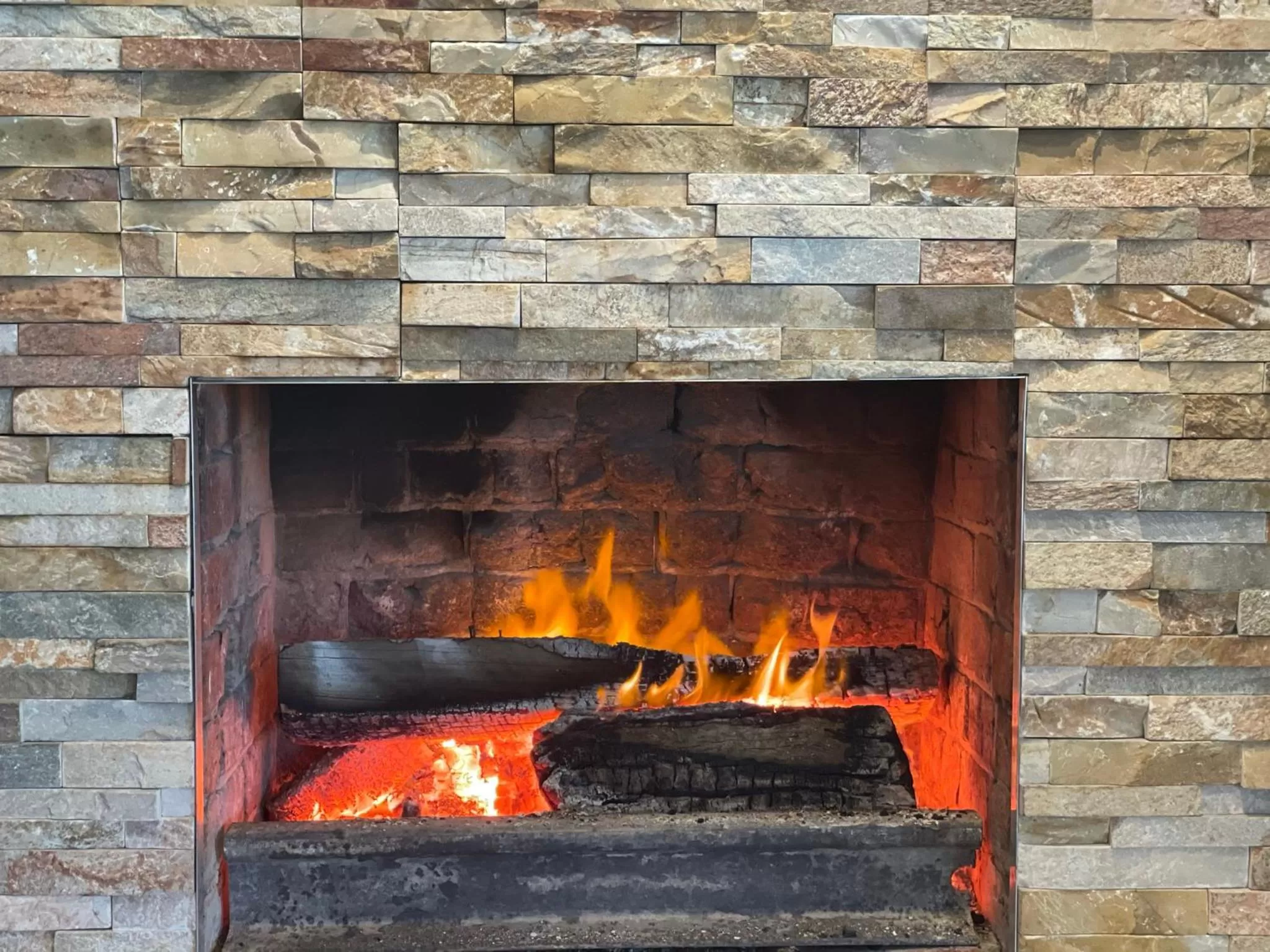 flat iron in Lake Mulwala Hotel