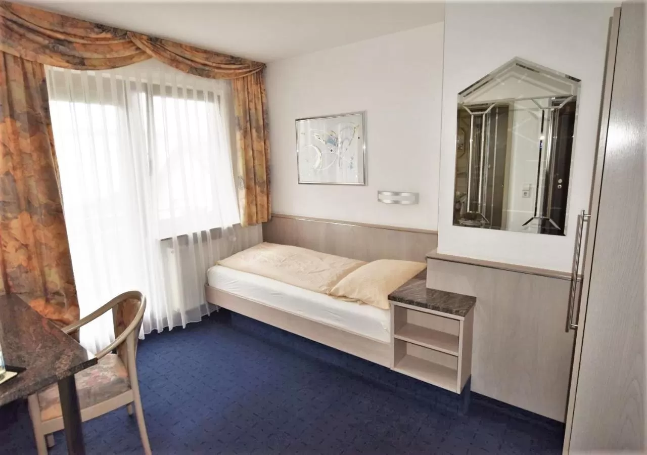 Bed in Hotel Alena - Kontaktlos Check-In