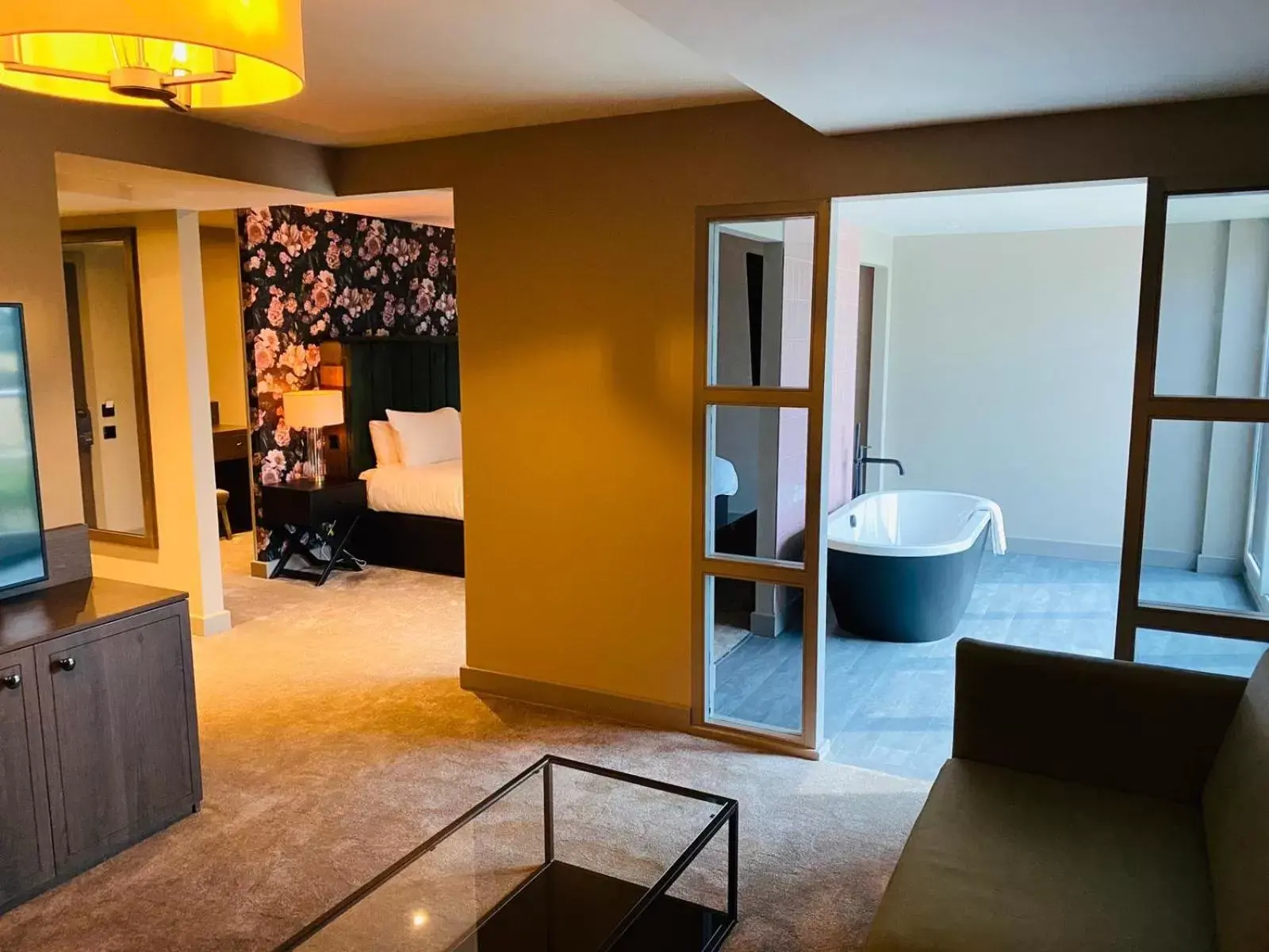 Suite - single occupancy in Van Dyk by Wildes Suite - single occupancy in Van Dyk by Wildes