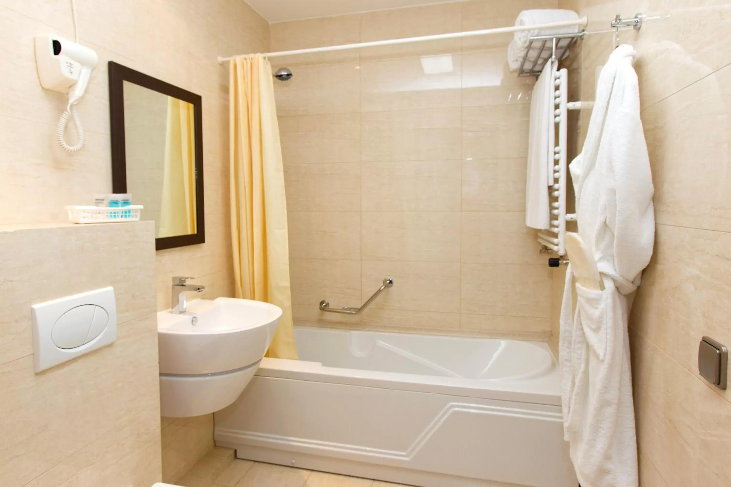 Junior Suite in Hotel Russia Junior Suite in Hotel Russia