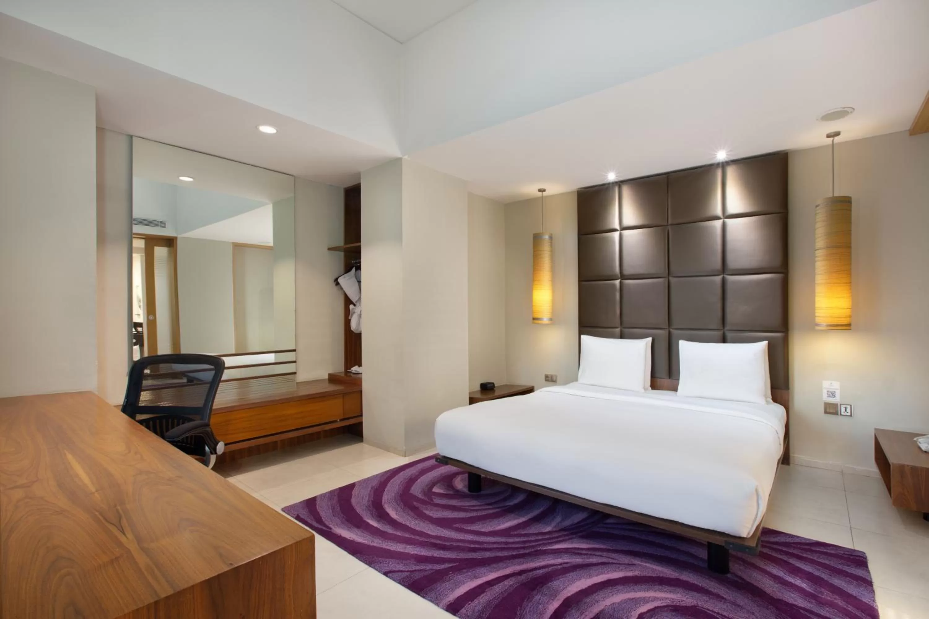Bed in Holiday Inn Bandung Pasteur by IHG
